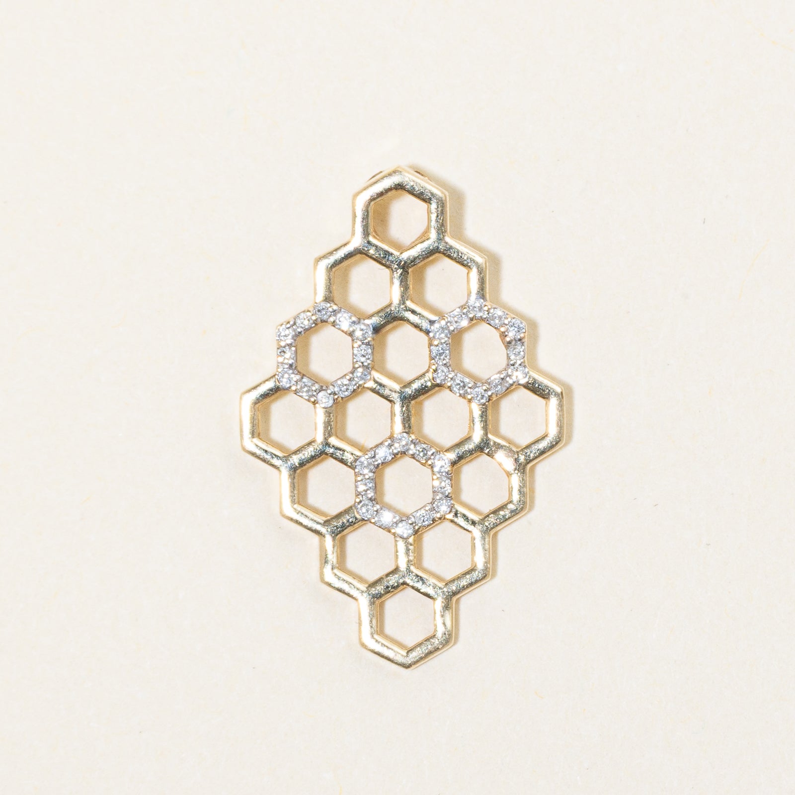 Diamond Honeycomb Pendant | 0.06ctw