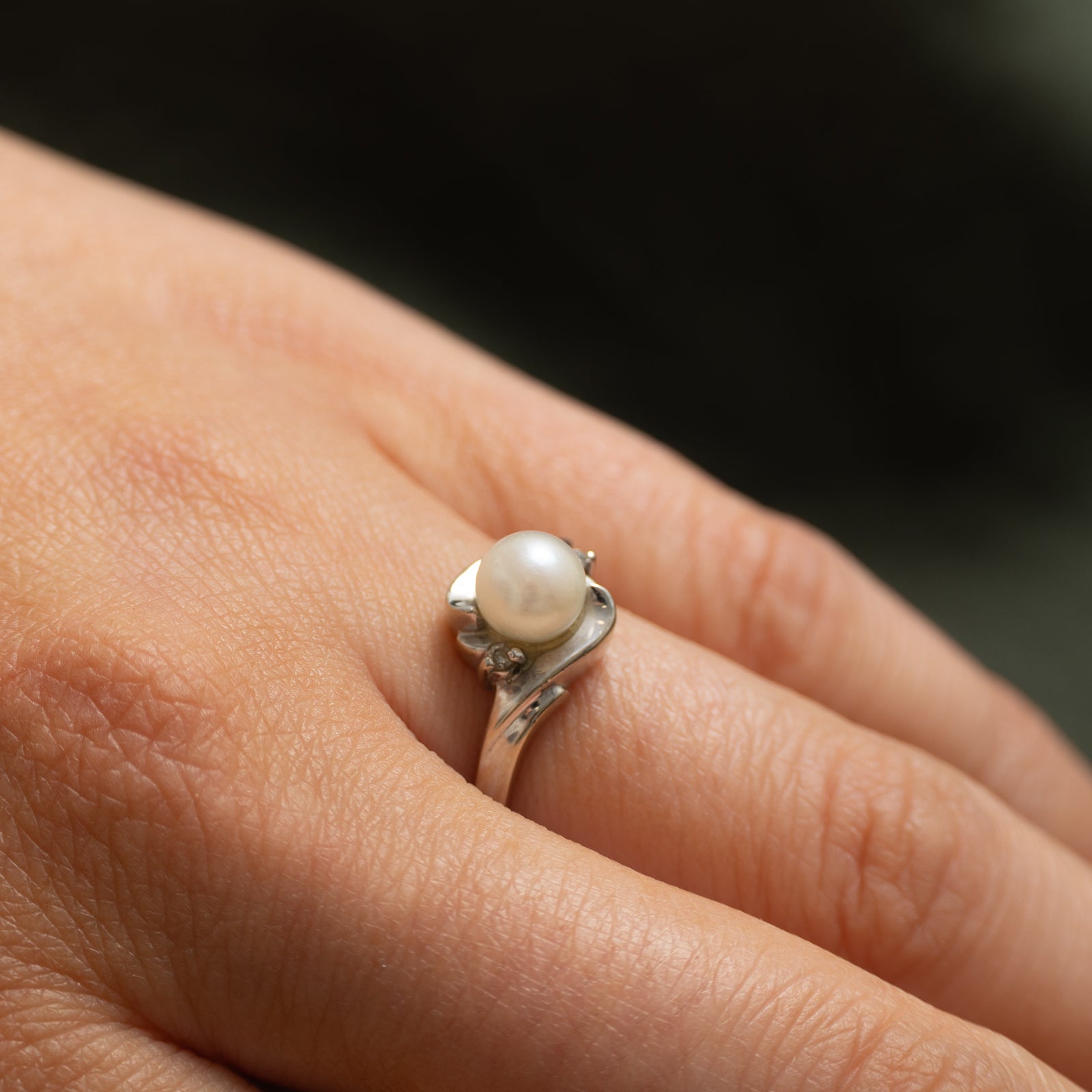 Pearl & Diamond Bypass Ring | 0.01ctw | SZ 8