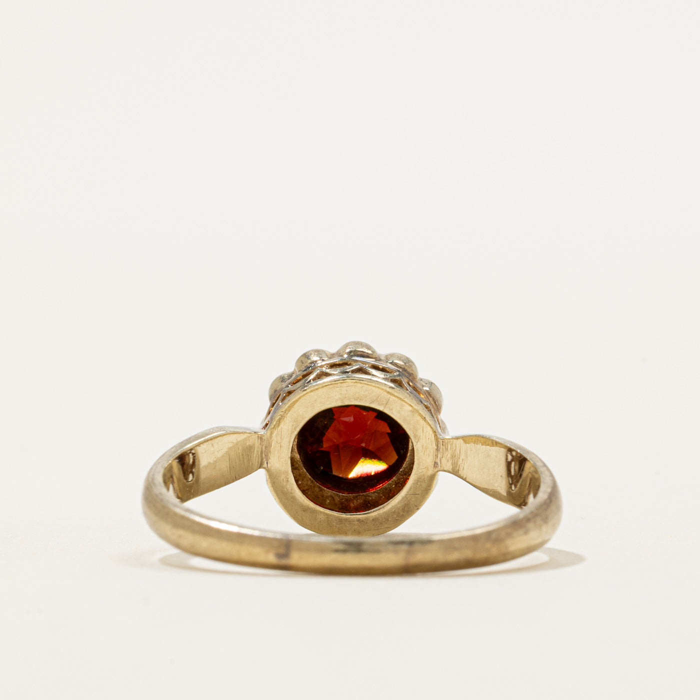 Bezel Set Garnet Daisy Ring | 1.60ctw | SZ 9