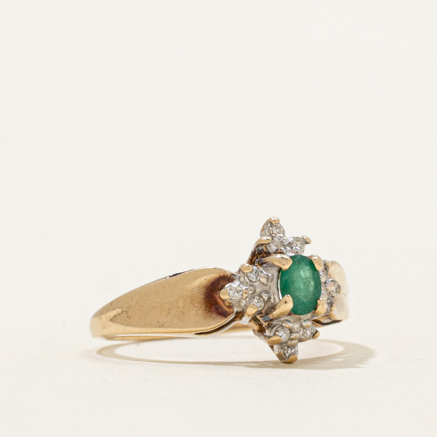 Oval Cut Emerald & Diamond Petal Ring | 0.13ct, 0.04ctw | SZ 5