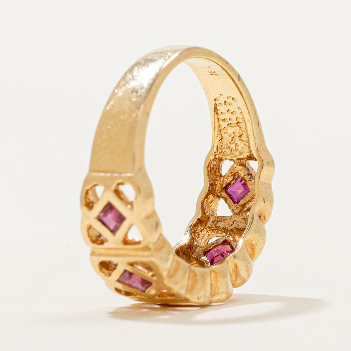 18k Yellow Gold Ruby Openwork Ring | 0.45ctw | SZ 6.75