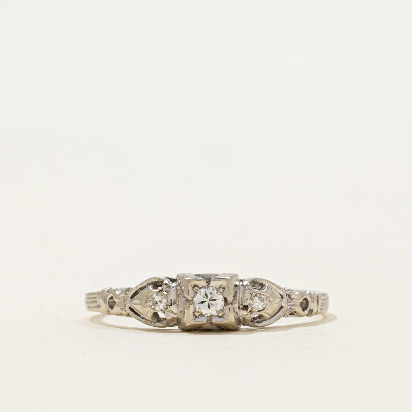 Diamond Engraved Ornate Ring | 0.10ctw | SZ 9