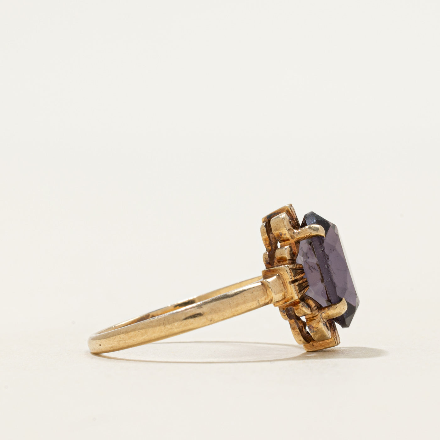 Vintage Glass Engraved Ring | 2.50ct | SZ 5.5