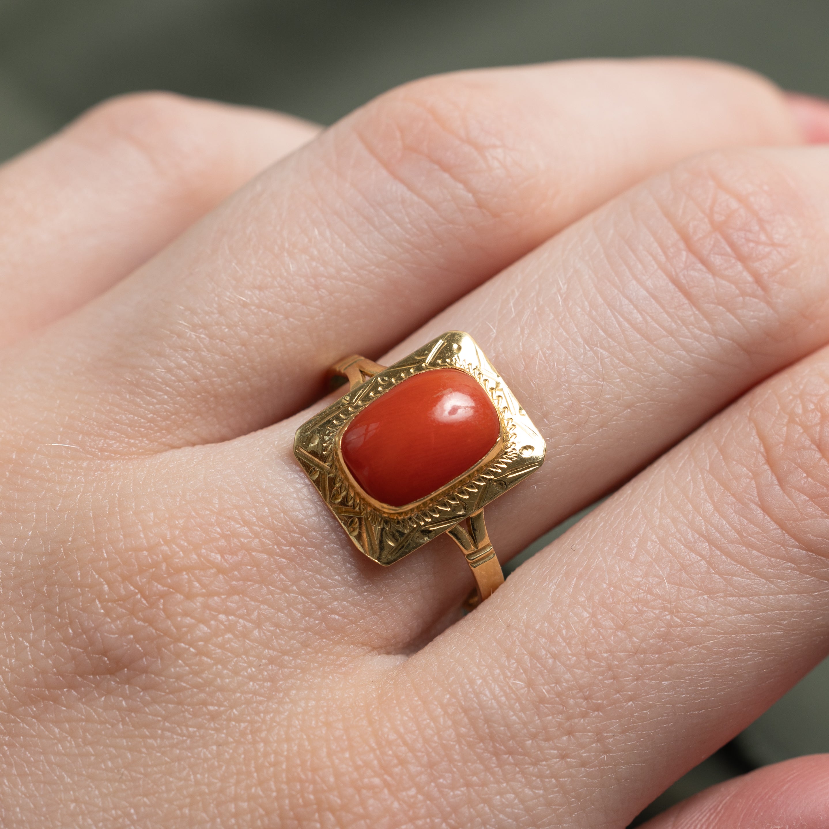 Italian 18k Bezel Set Coral Engraved Ring | 2.10ct | SZ 7.75