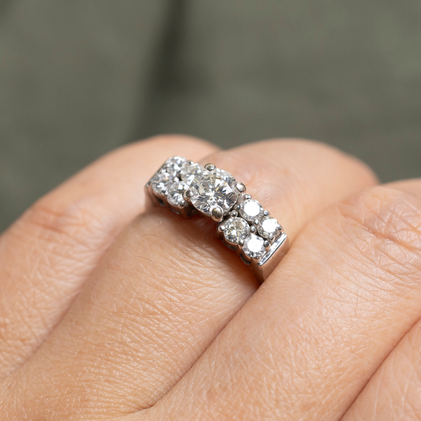 Round Brilliant Cut Diamond Accented Engagement Ring | 0.62ct VS2 H/I, 0.56ctw | SZ 5.25