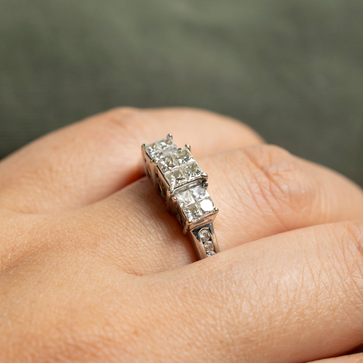 Illusion Set Princess Cut Diamond Ring | 0.94ctw | SZ 7.5