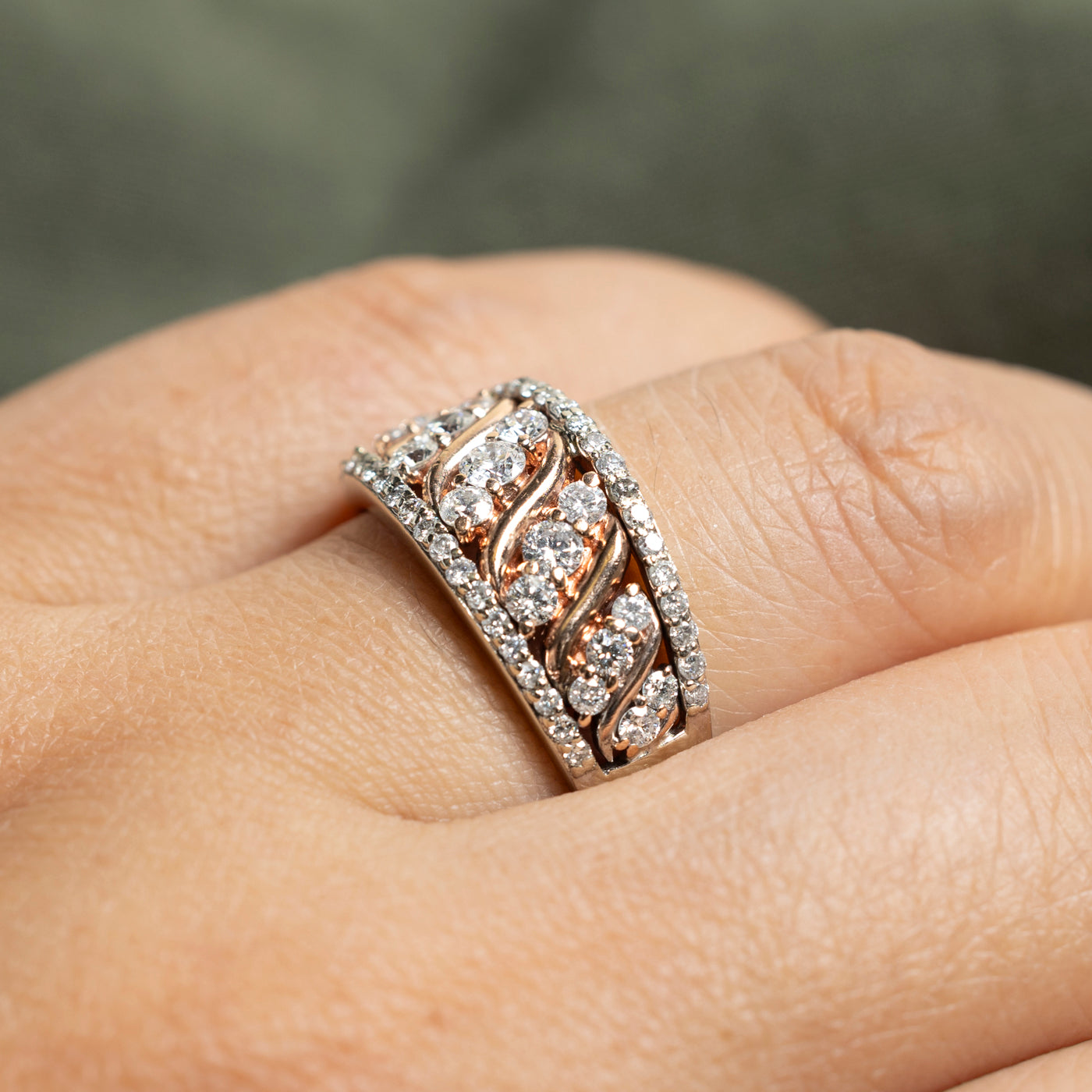 Two Tone Diagonal Diamond Wave Design Band | 1.11ctw | SZ 8