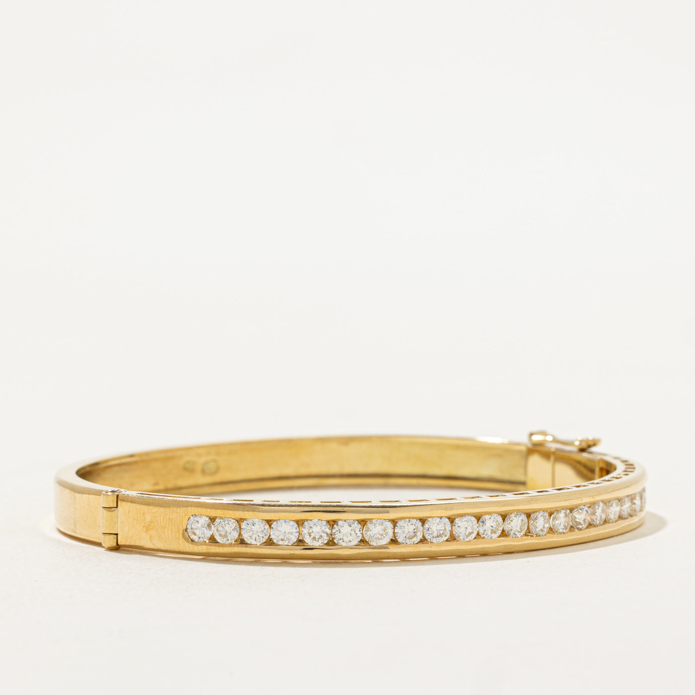 Channel Set Diamond Cuff Bracelet | 2.5ctw | 7.5" |