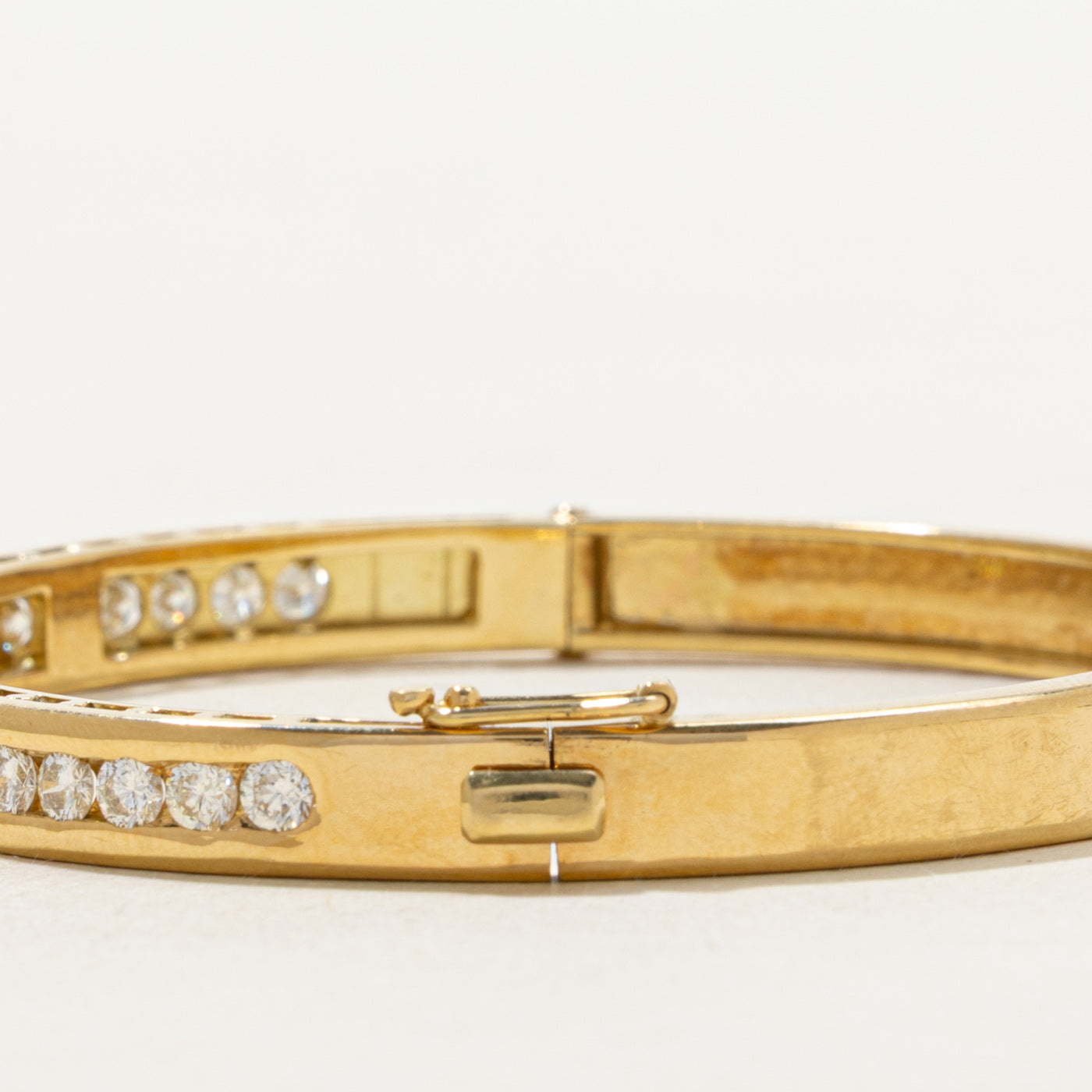 Channel Set Diamond Cuff Bracelet | 2.5ctw | 7.5" |