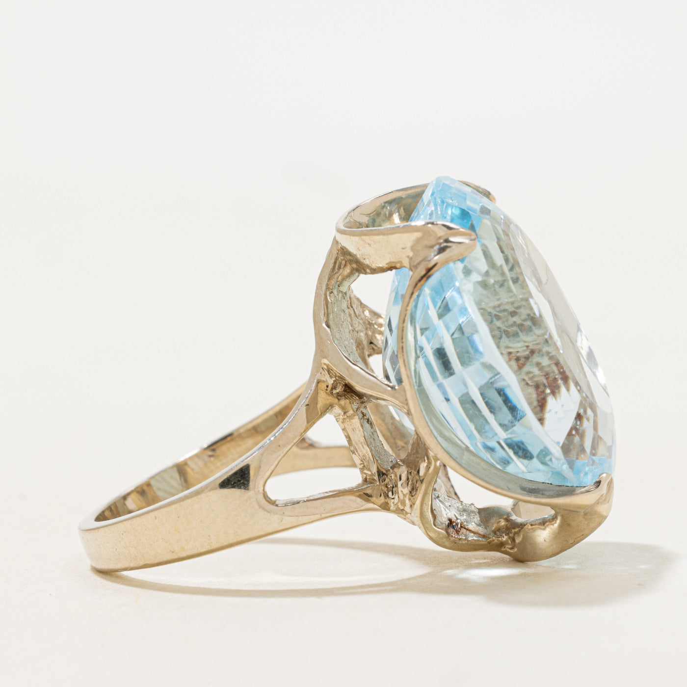 Oval Cut Blue Topaz Cocktail Ring | 37.5ct | SZ 7.75 |