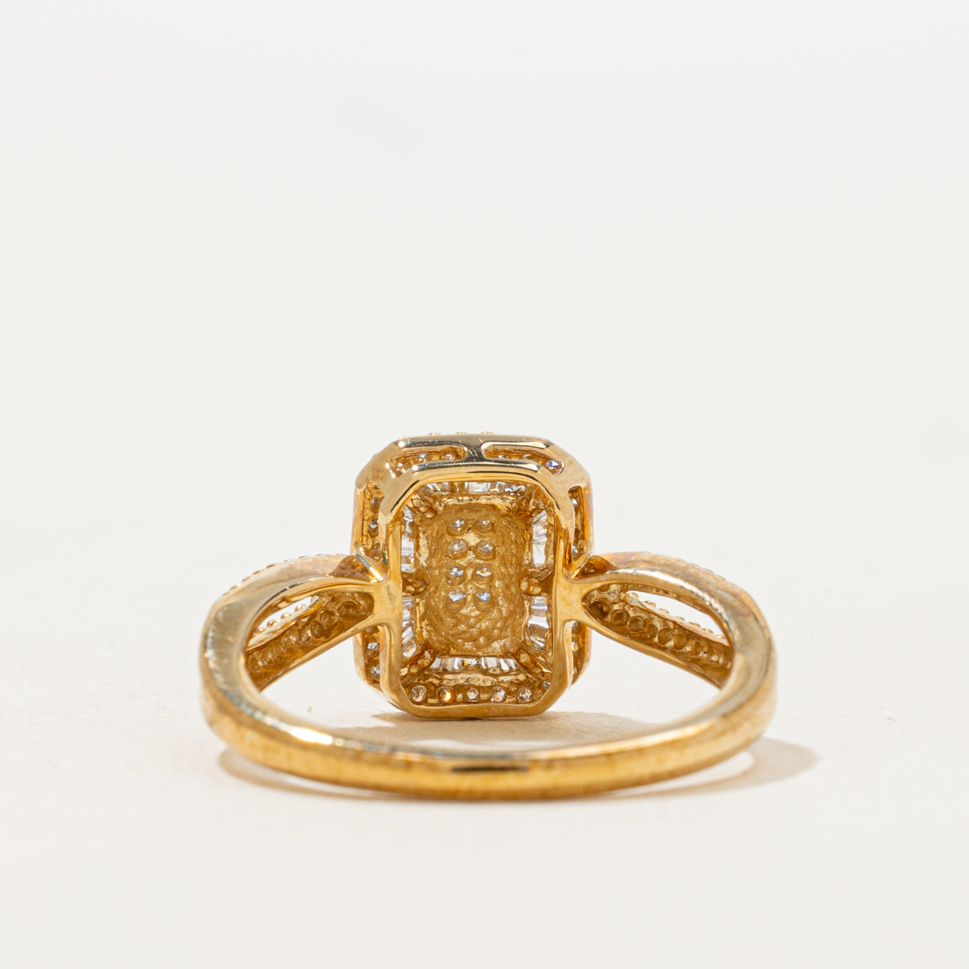 Pave Set Diamond Cluster Halo Split Shank Ring | 0.25ctw | SZ 7.25 |