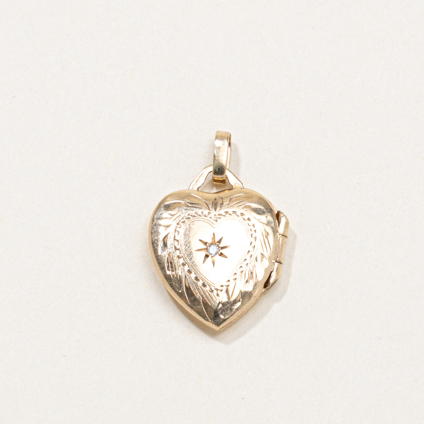 10K Star Set Diamond Engraved Heart Locket