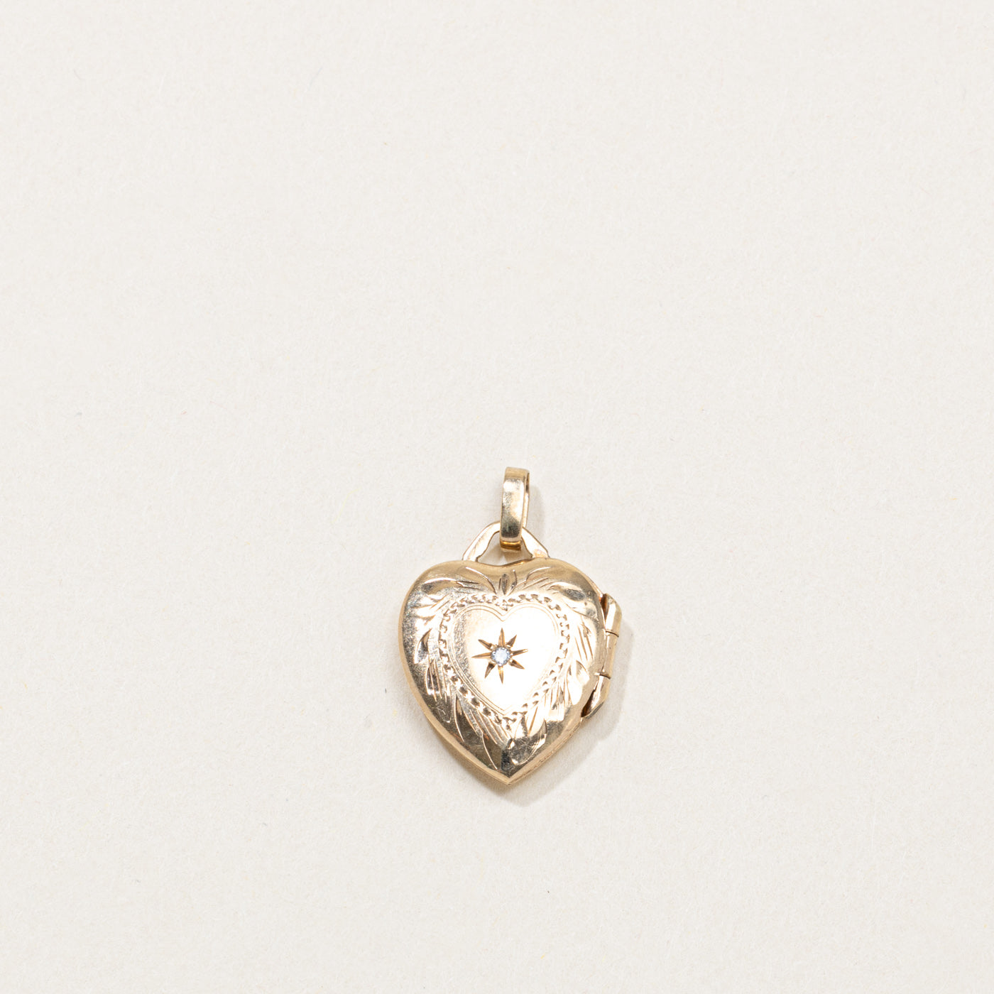 10K Star Set Diamond Engraved Heart Locket