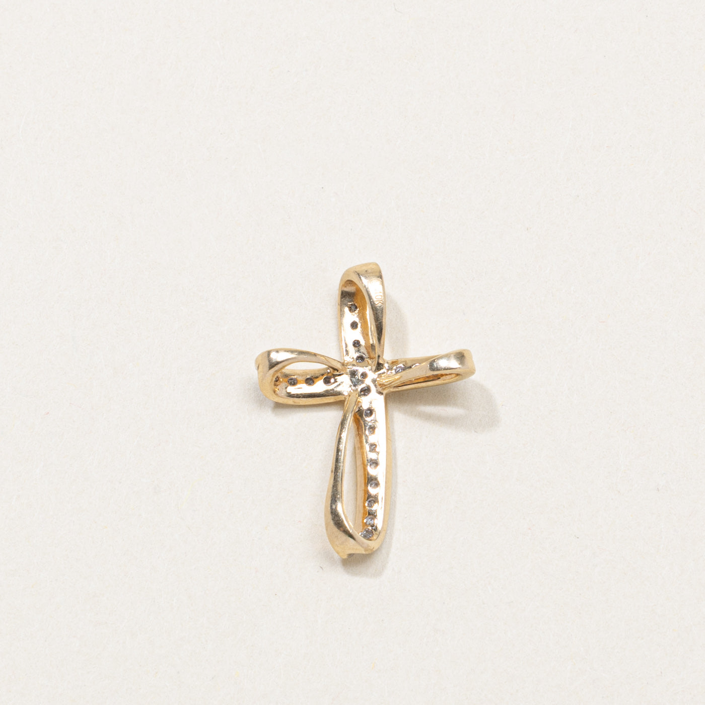 10K Diamond Looped Cross Pendant