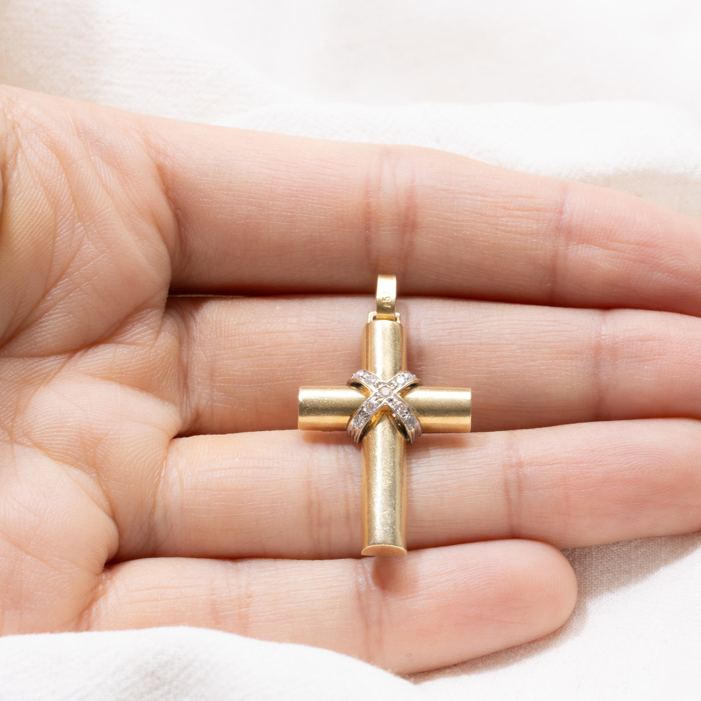 18k Diamond X Cross Pendant