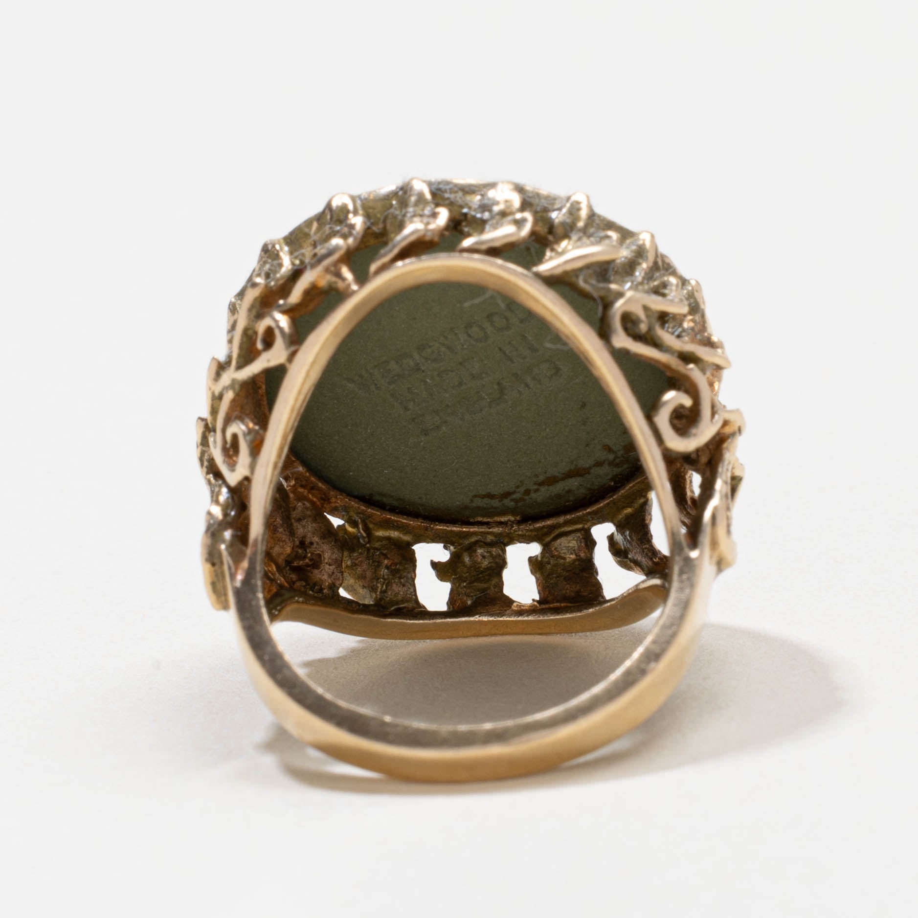 Wedgwood Sage Green 10k Cameo Anchor Ring | 8.0ct | SZ 6.0