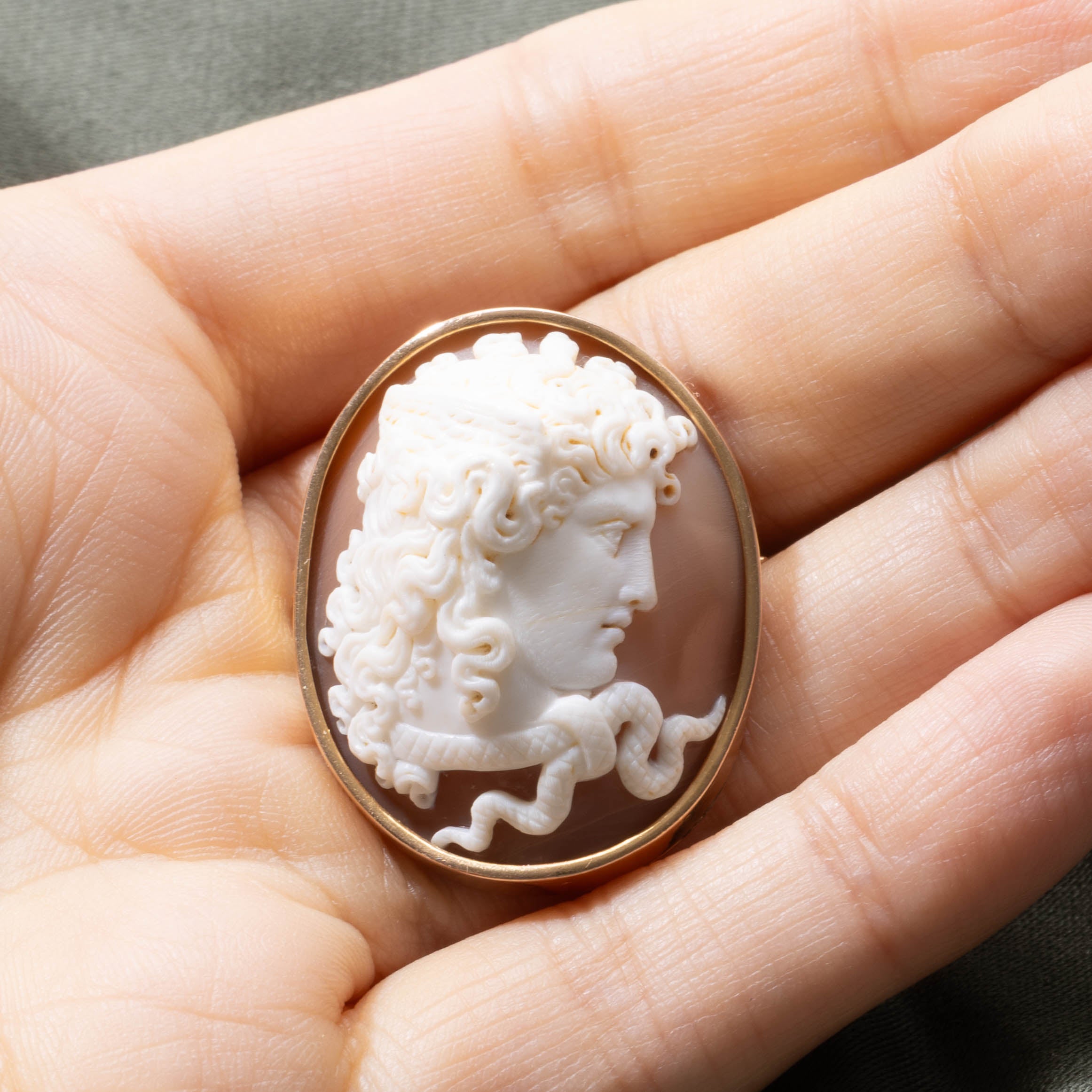 Pendentif camée coquillage victorien en or 18 carats (18,00 ct) - Référence : 9141-28