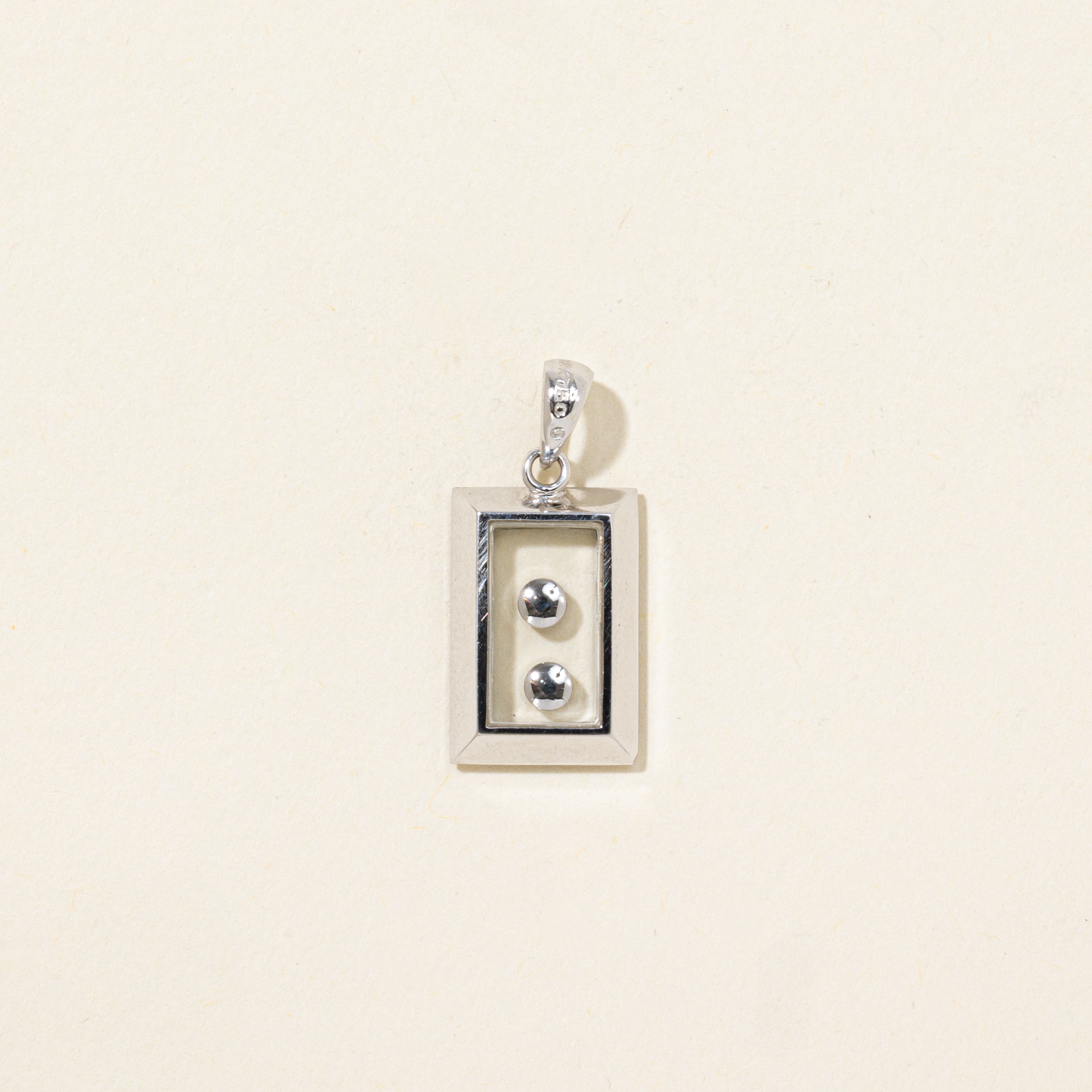 18k White Gold Floating Diamond Pendant | 0.08ctw