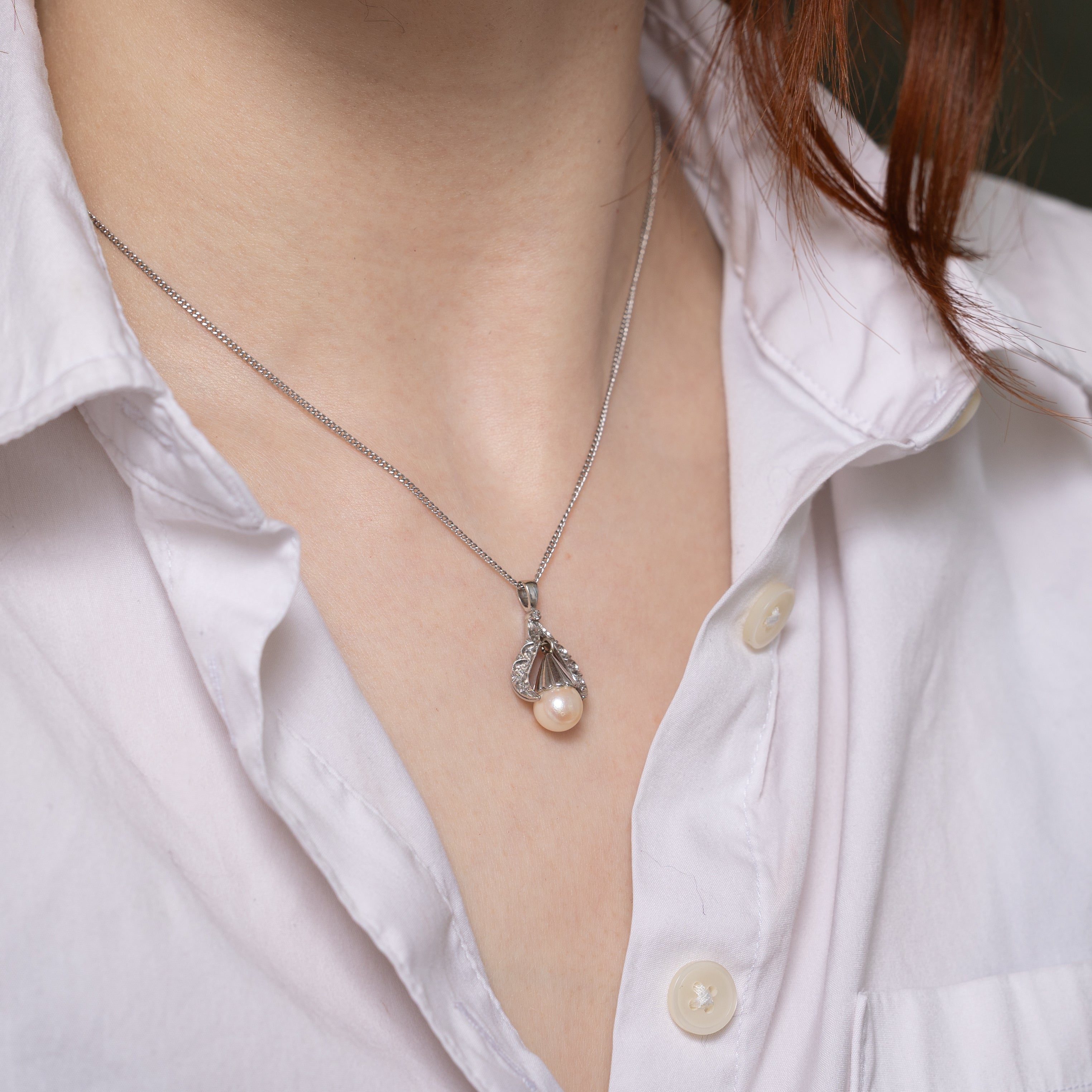 18k White Gold Diamond & Pearl Pendant | 0.005ctw