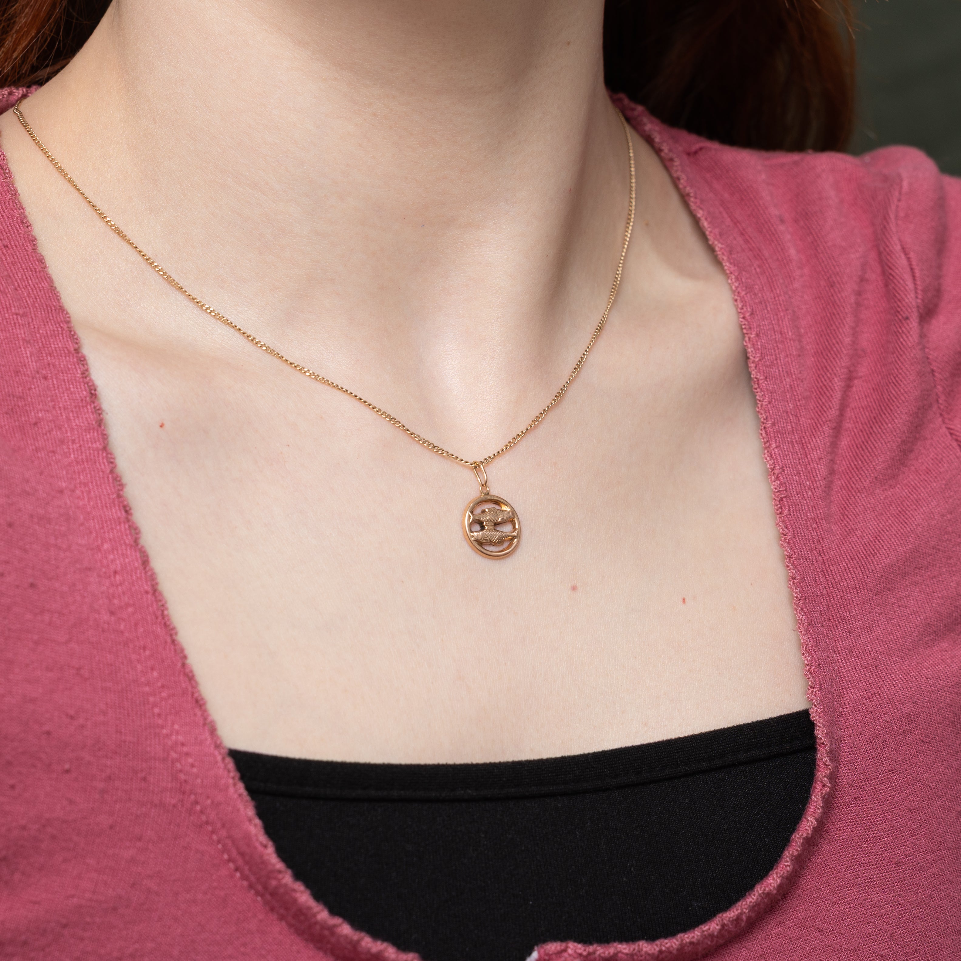 10k Yellow Gold Pisces Zodiac Charm