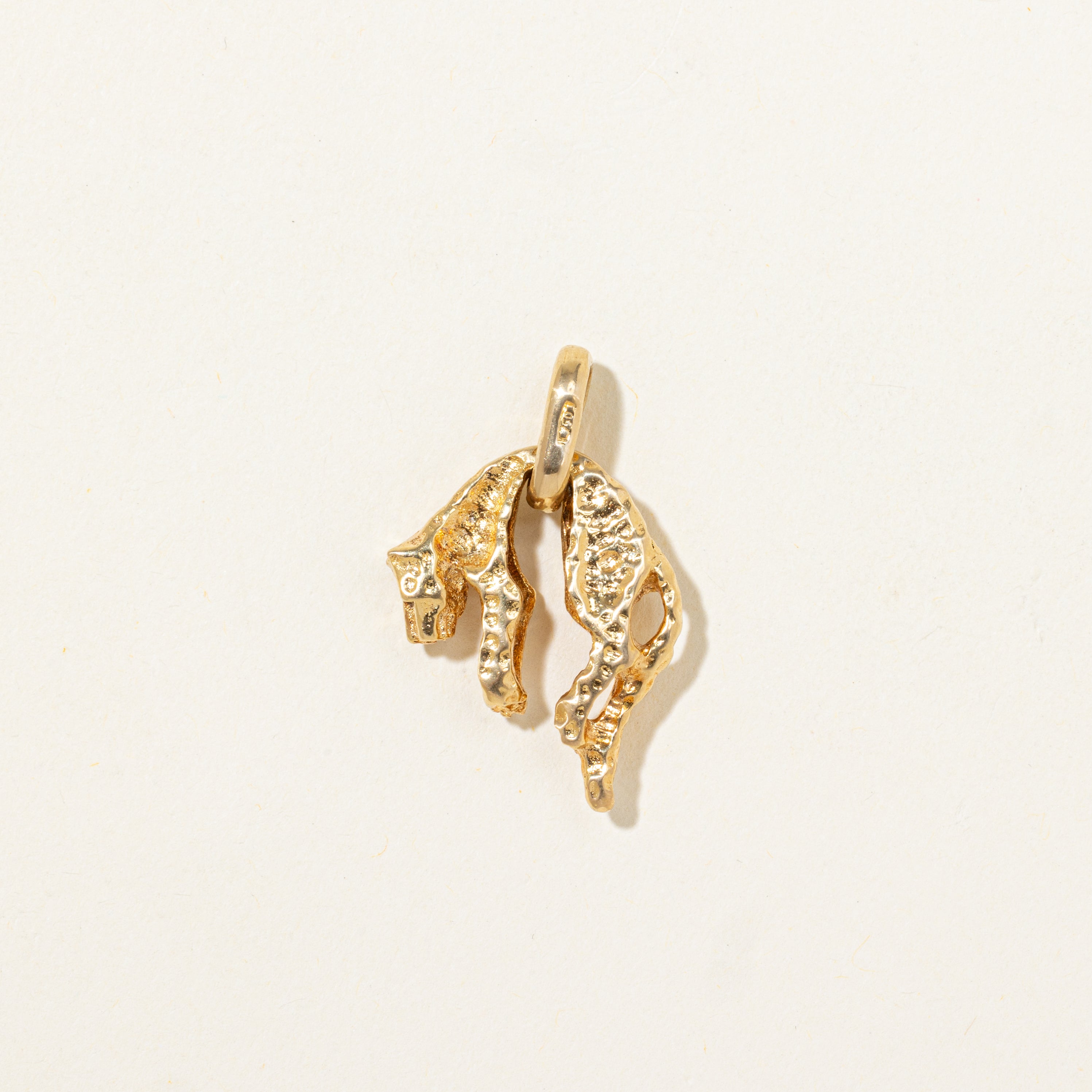 18k Yellow Gold Leopard Pendant