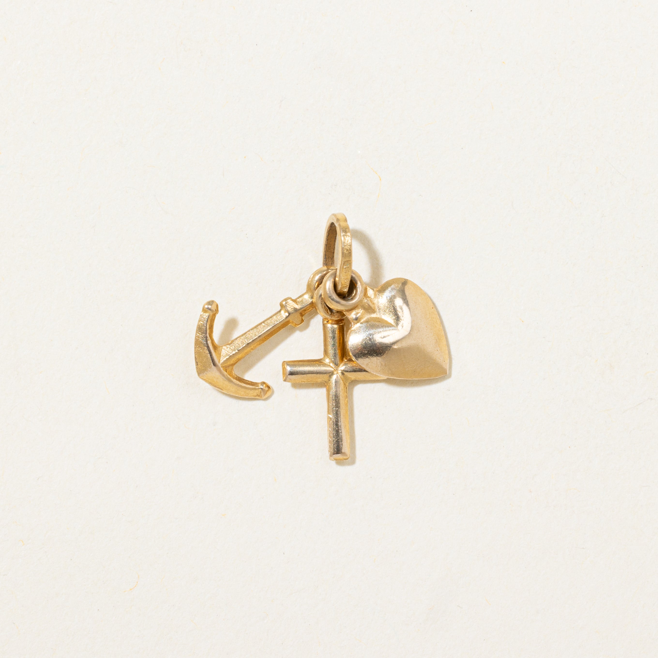18k Yellow Gold "Love, Faith, and Hope" Charm