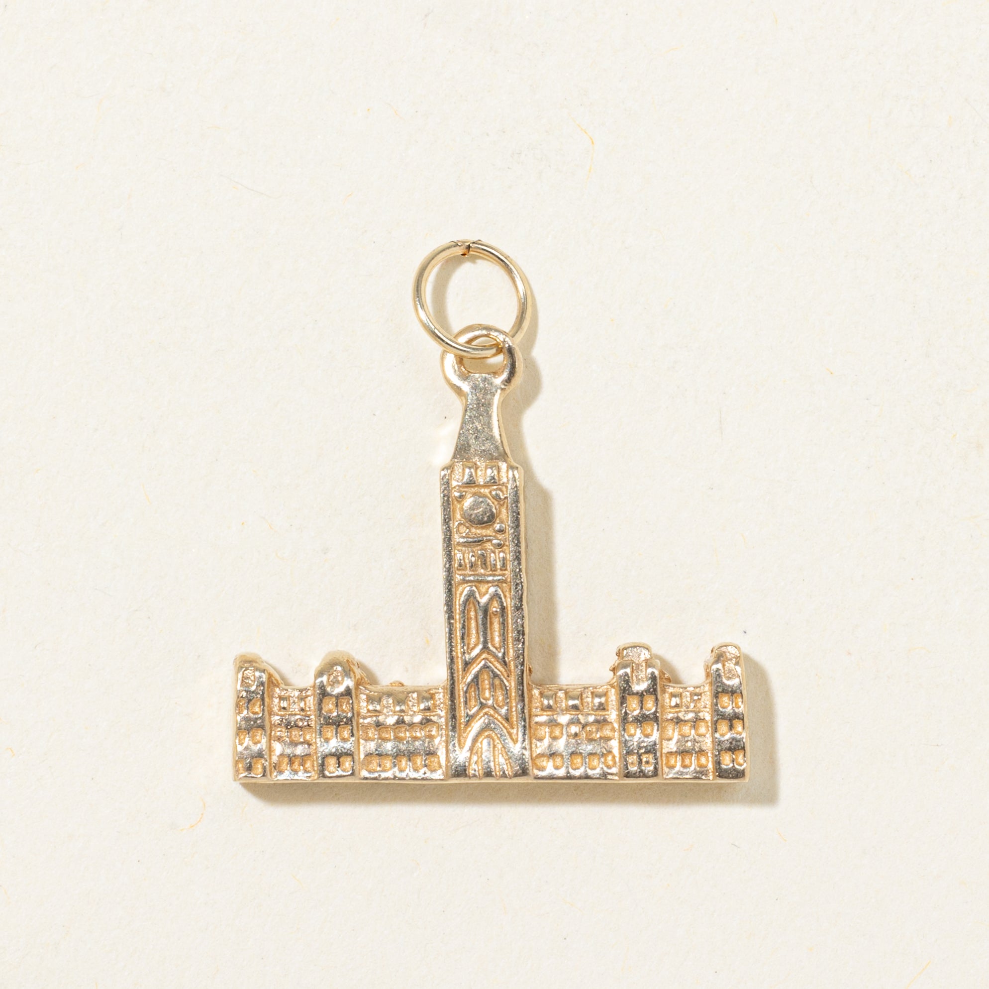 Breloque Parliament Hill en or jaune 10 carats