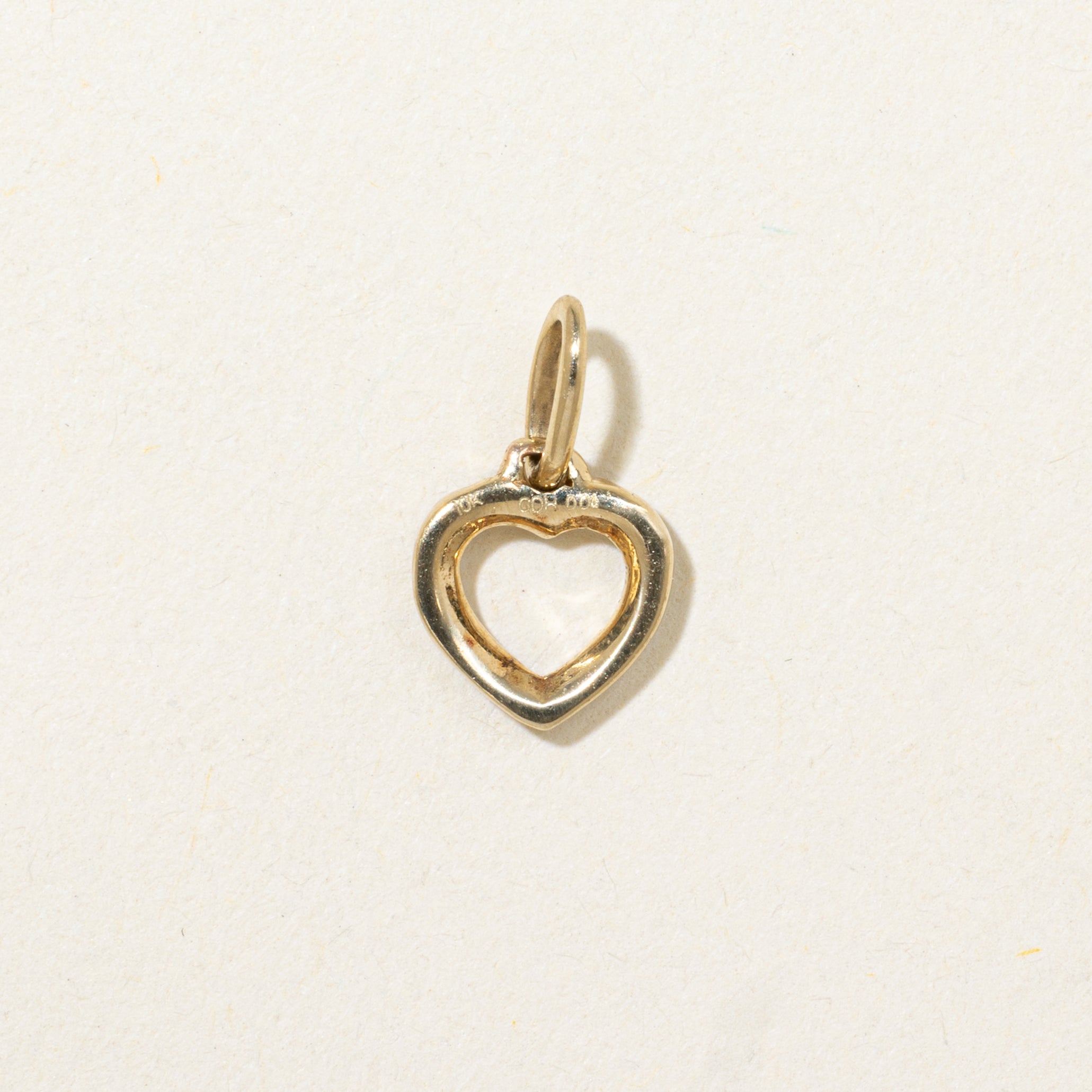 Breloque en forme de cœur en or jaune 10 carats