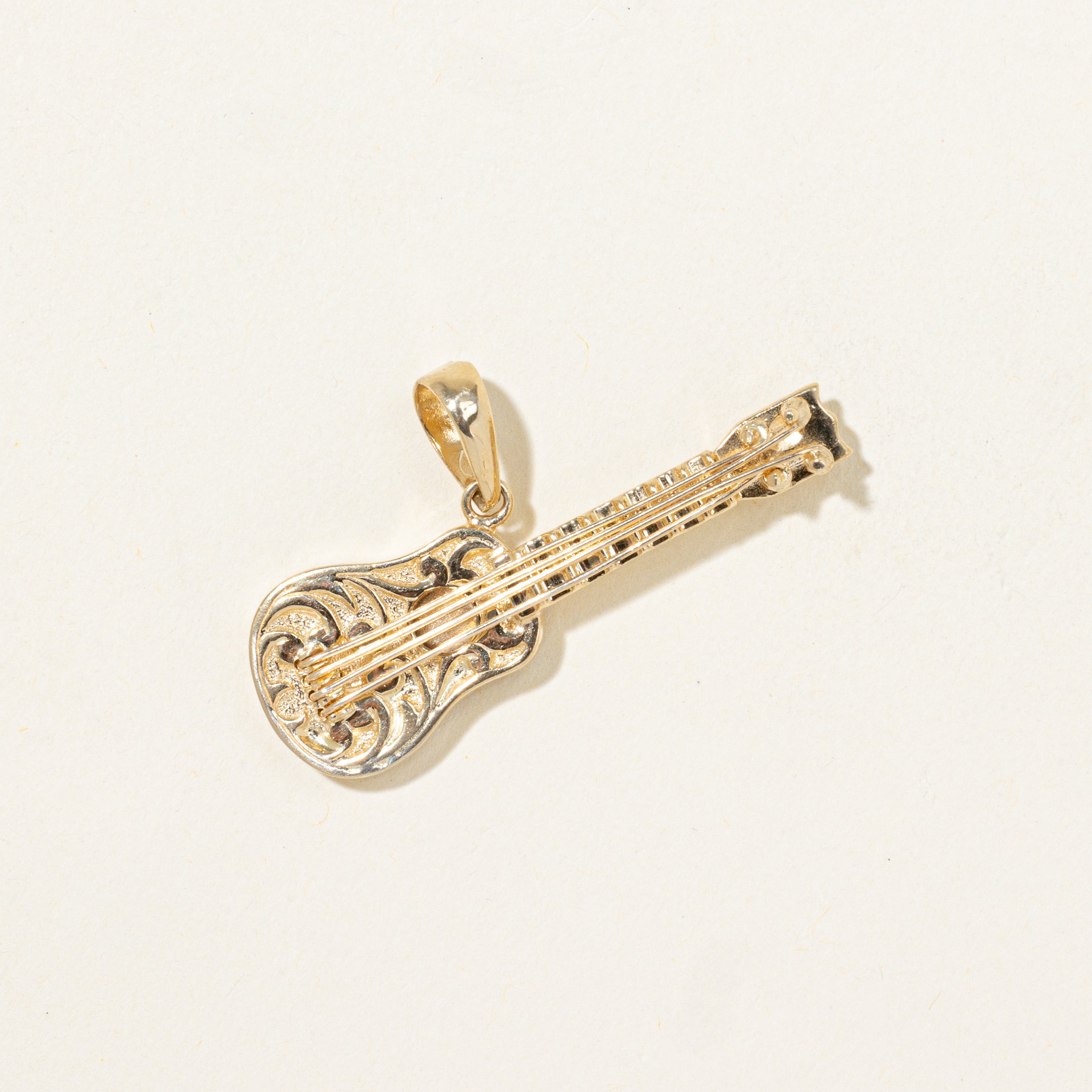 14k Yellow Gold Guitar Pendant
