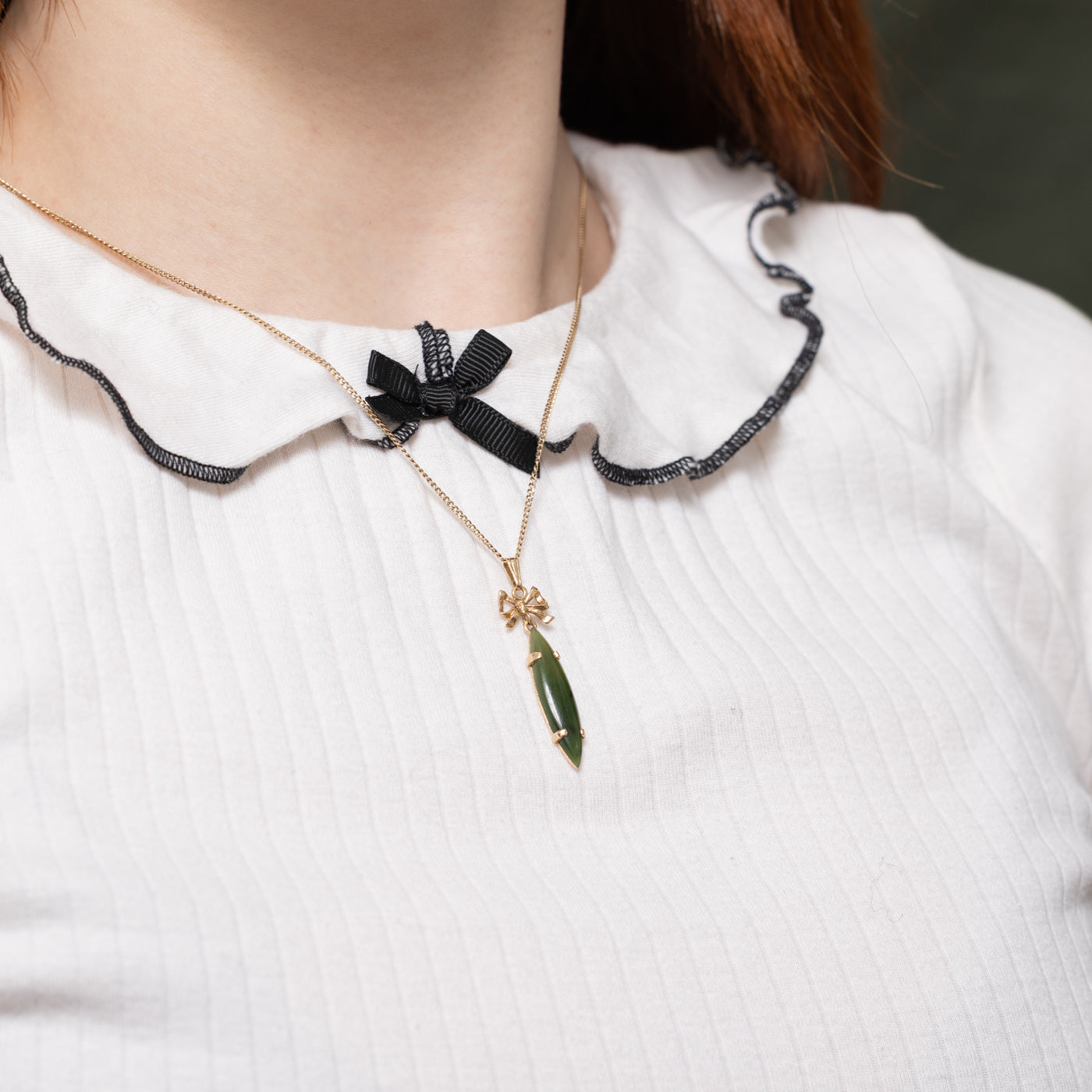 Cabochon Nephrite Jade Bow Pendant | 3.61ct