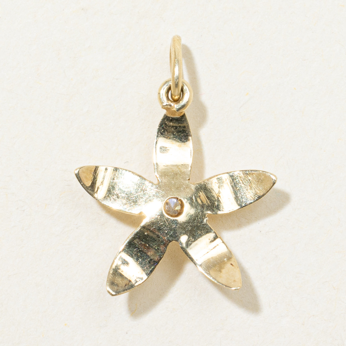 Diamond Flower Pendant | 0.12ct