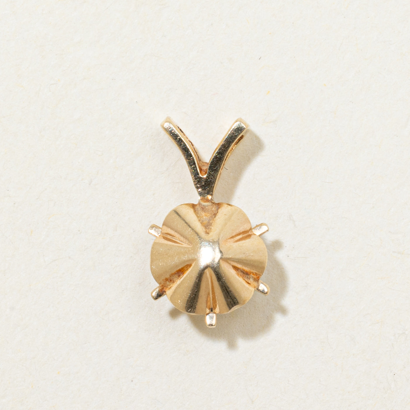 Solitaire Emerald Pendant | 0.05ct