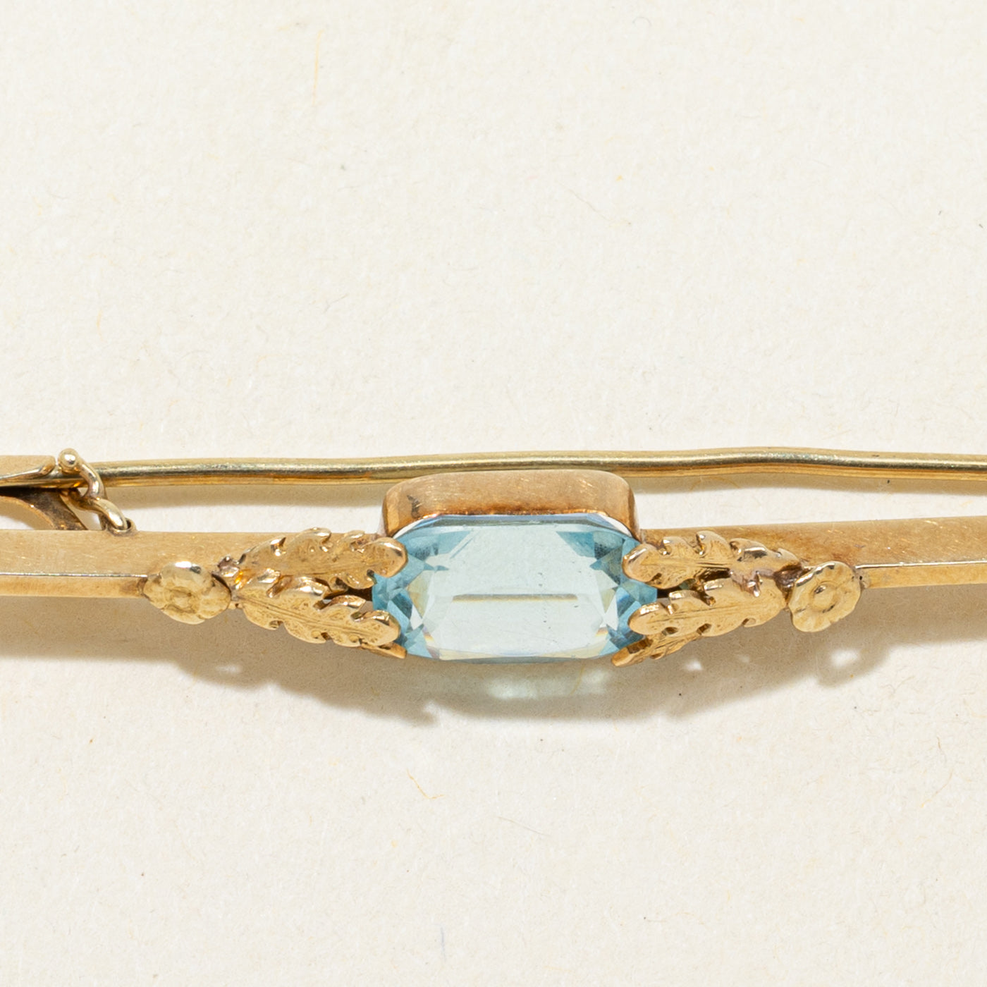 Blue Glass Leaf Motif Brooch | 2.66ct