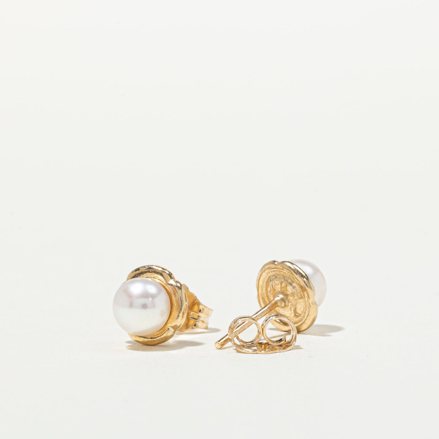 10K Pearl Flower Stud Earrings