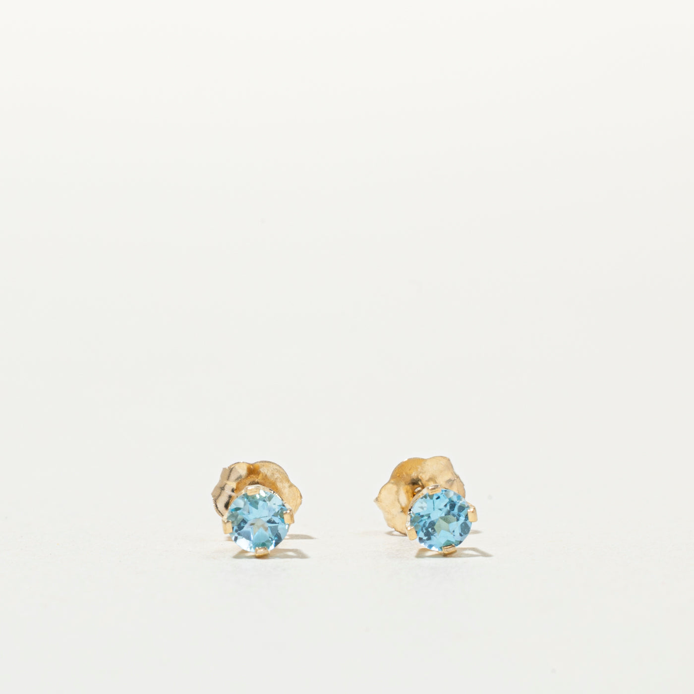 14K Round Cut Topaz Stud Earrings