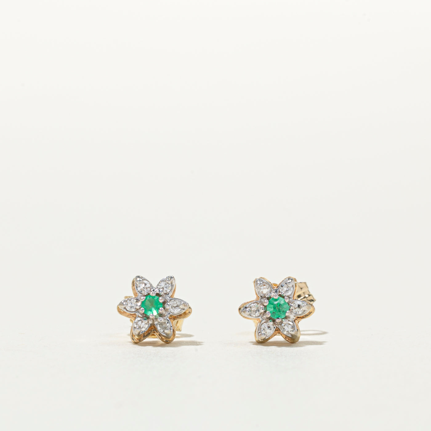 14K Emerald & Diamond Flower Stud Earrings