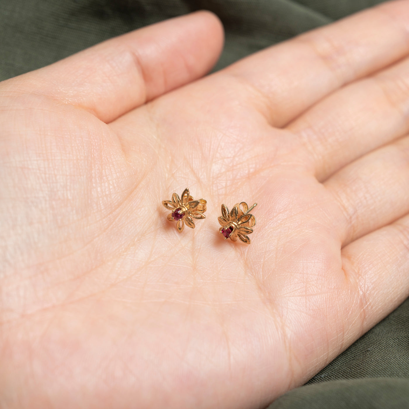 14K Synthetic Ruby Flower Stud Earrings