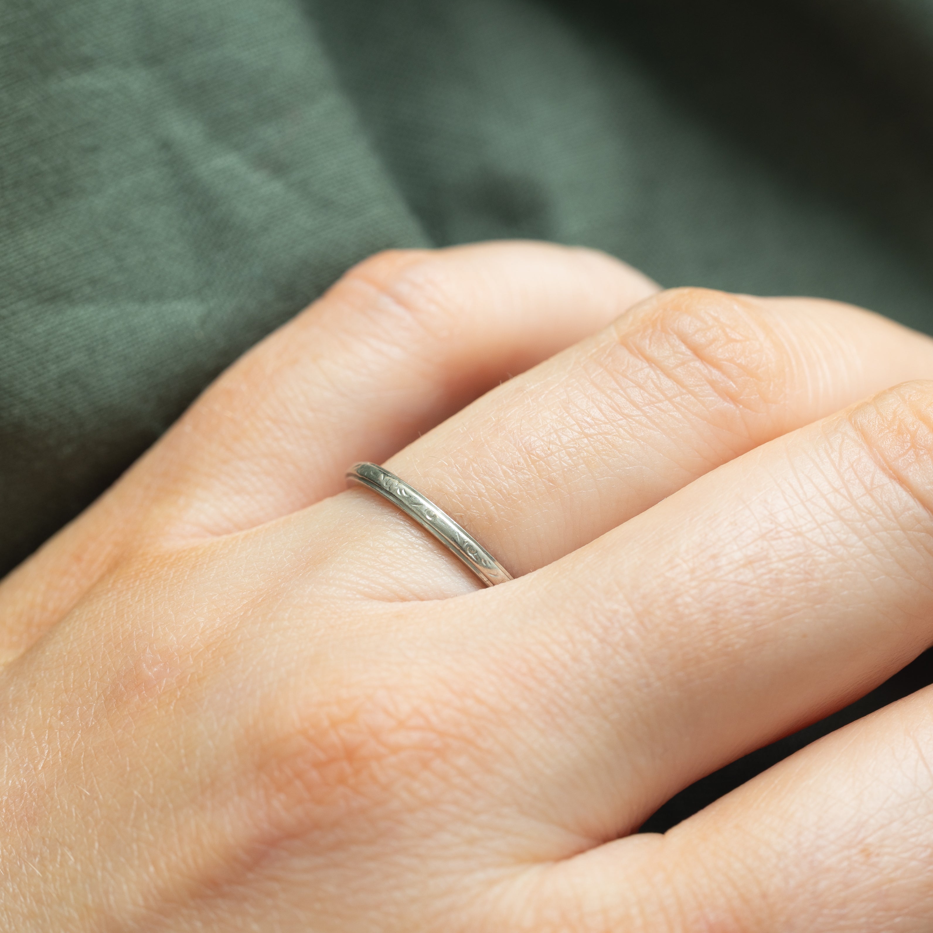 'Birks' Engraved Thin Stacking Band | SZ 6.5 |