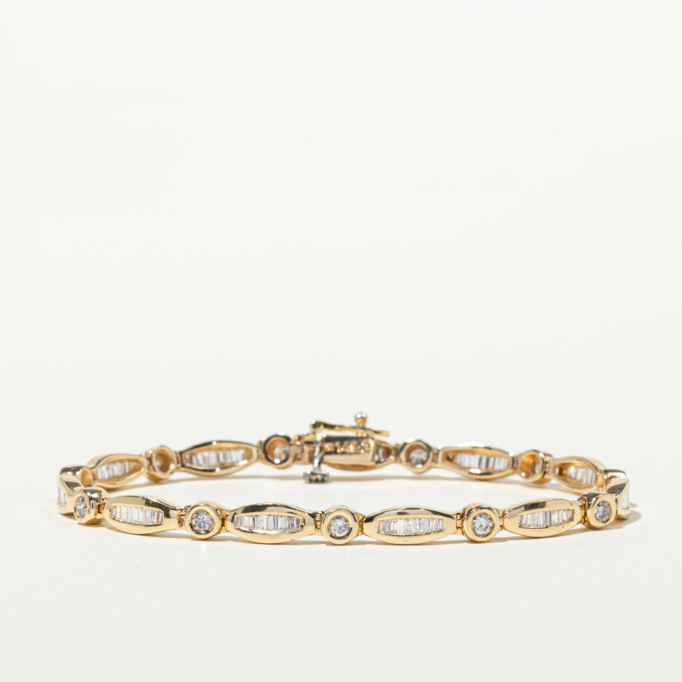 Bracelet tennis en diamants | 0,66 ct, 1,34 ct | 17,8 cm