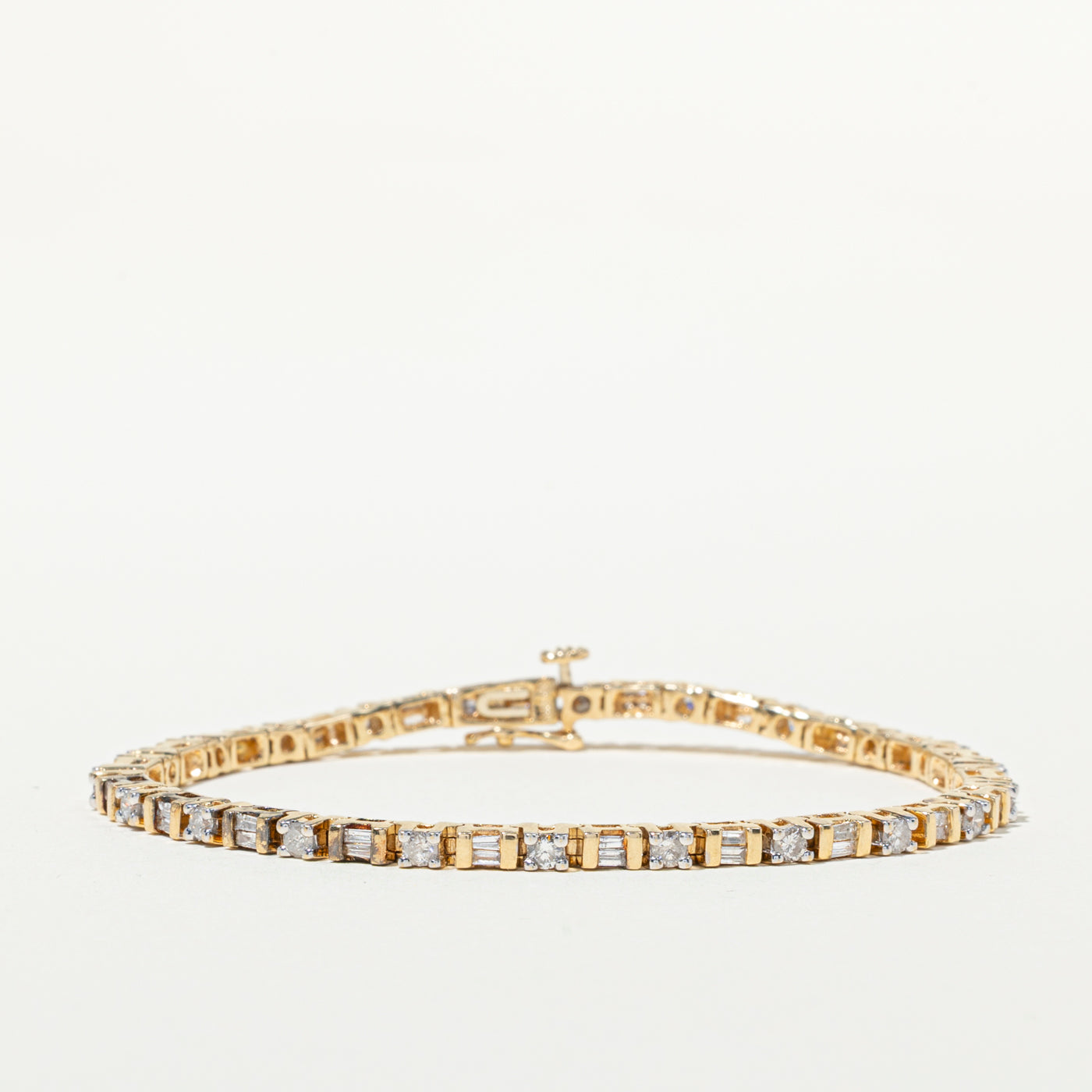Bracelet de tennis en diamants | 1,82 ct | 18,4 cm