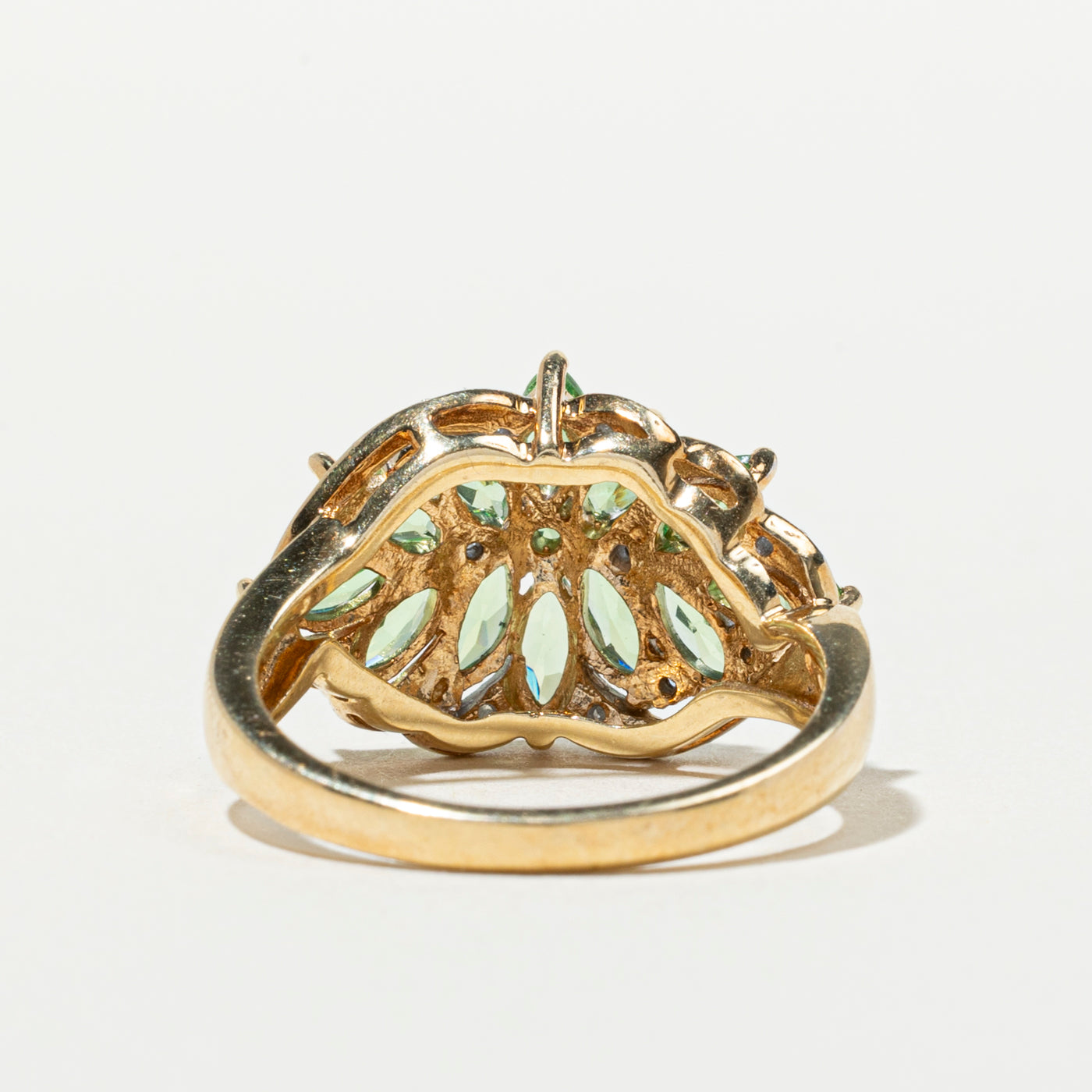 Bague sertie de grenats tsavorites et de diamants | 1,92 ct, 0,13 ct | Taille 8