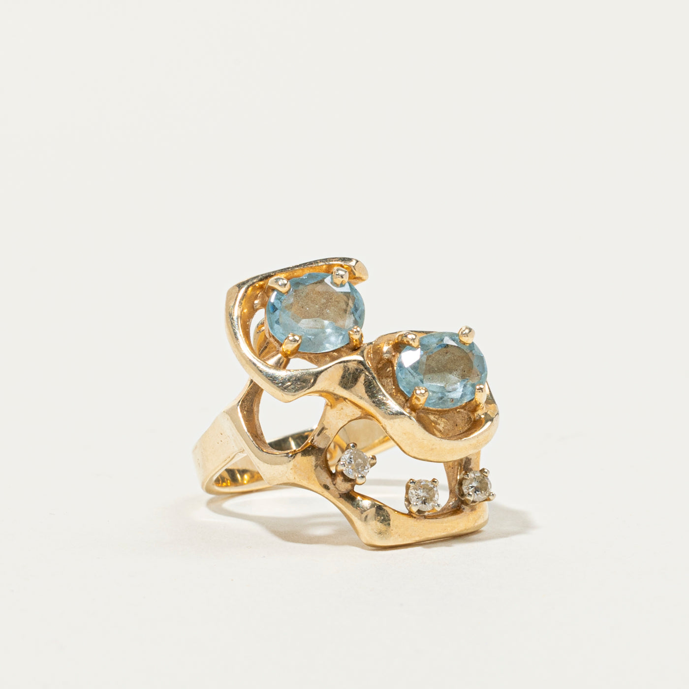 Aquamarine and Diamond Cocktail Ring | 2.08ctw, 0.14ctw | SZ 7.25