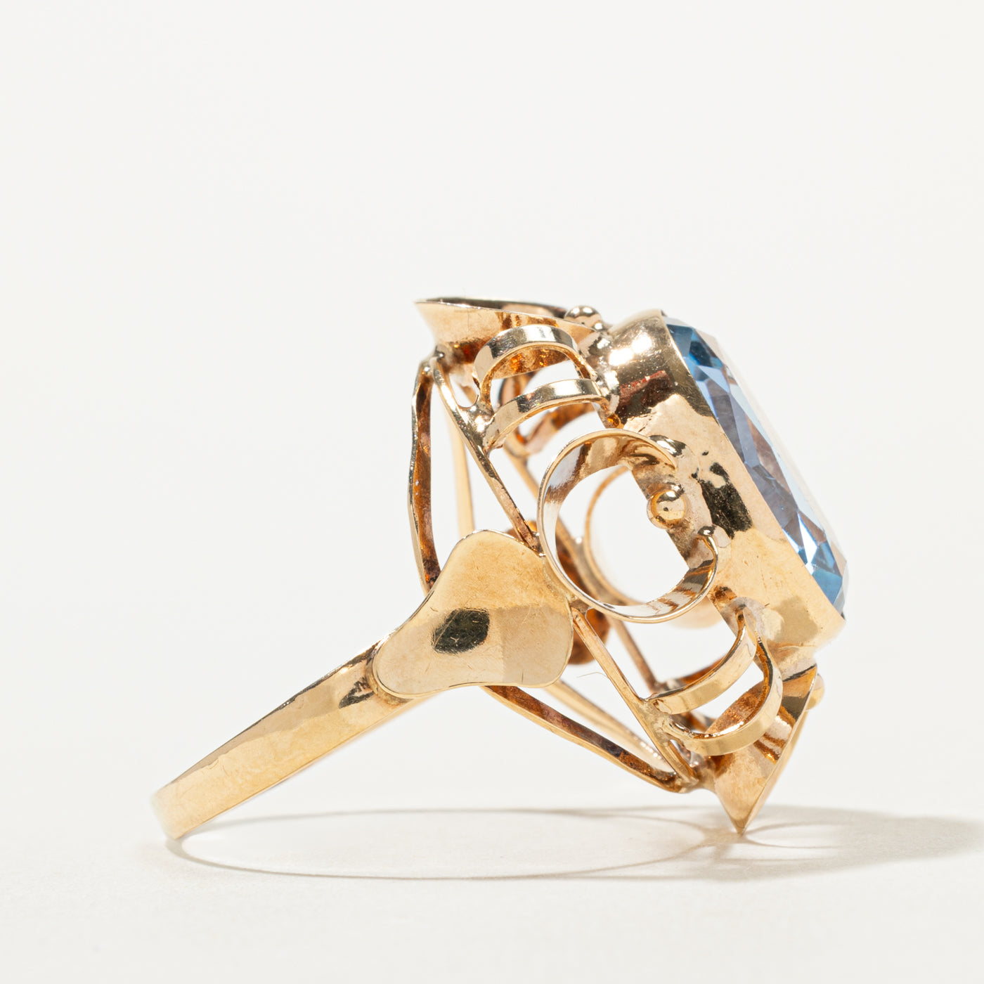 14k Synthetic Spinel Openwork Cocktail Ring | 7.50ct | SZ 10.25