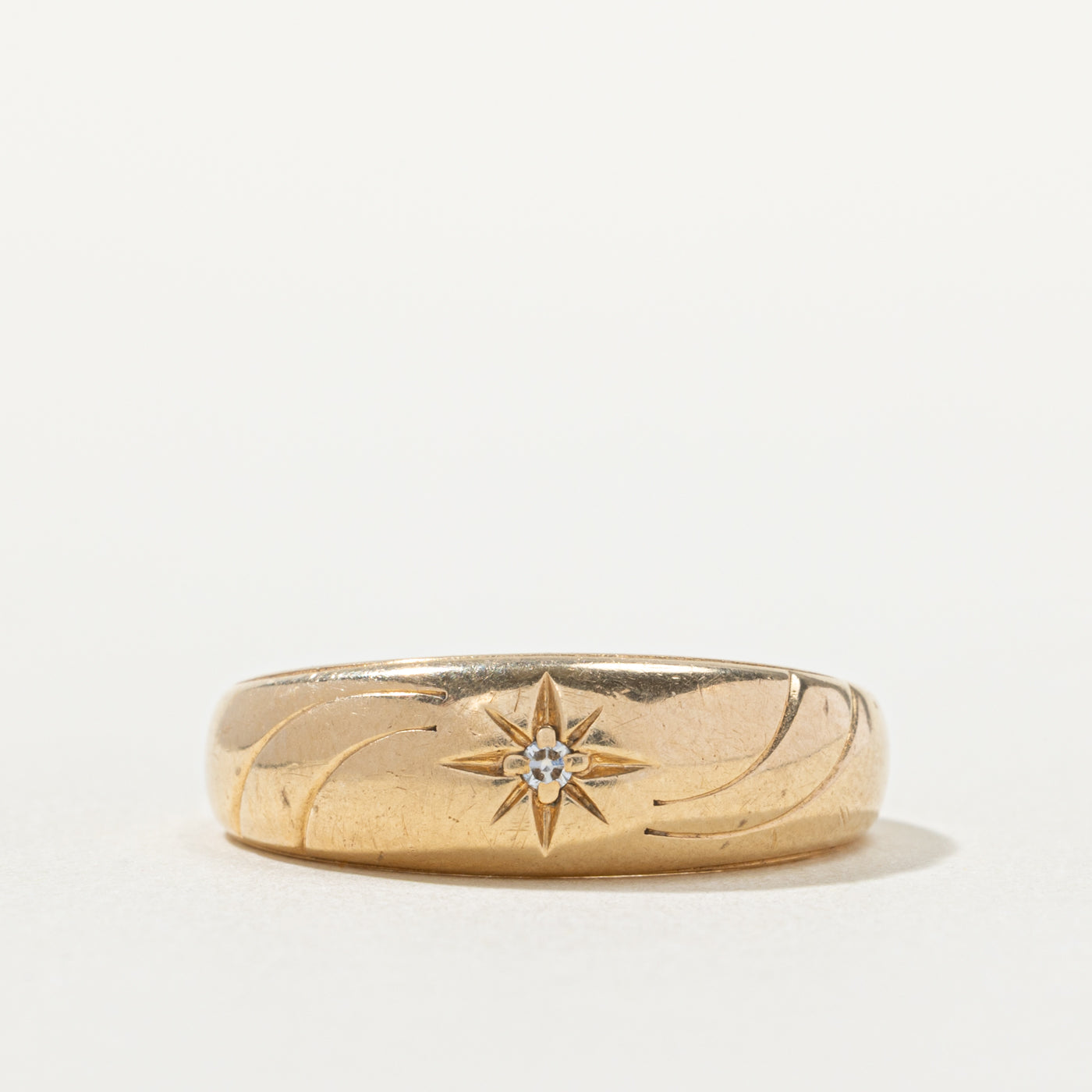 14k Star Set Diamond Engraved Band | 0.02ctw | SZ 9