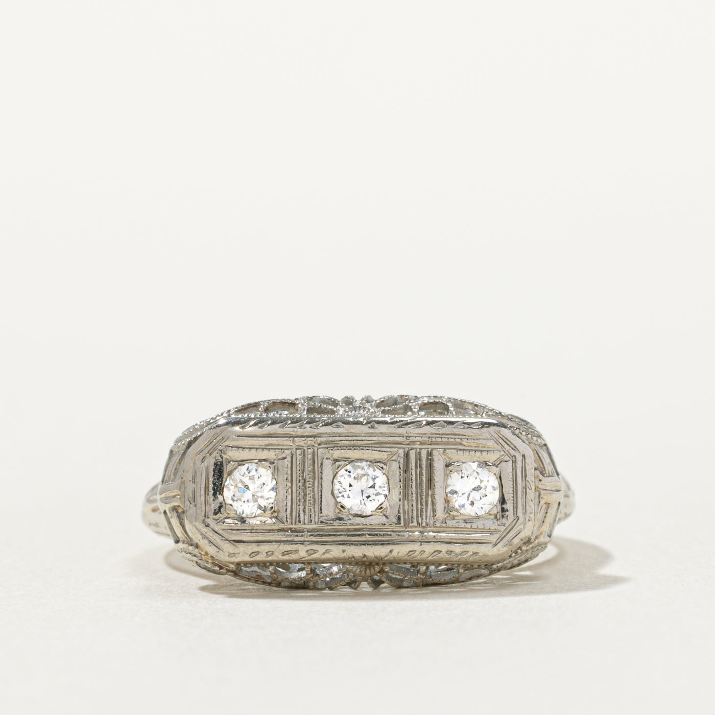 ***PRIX*** Bague en or 18 carats 9158-22