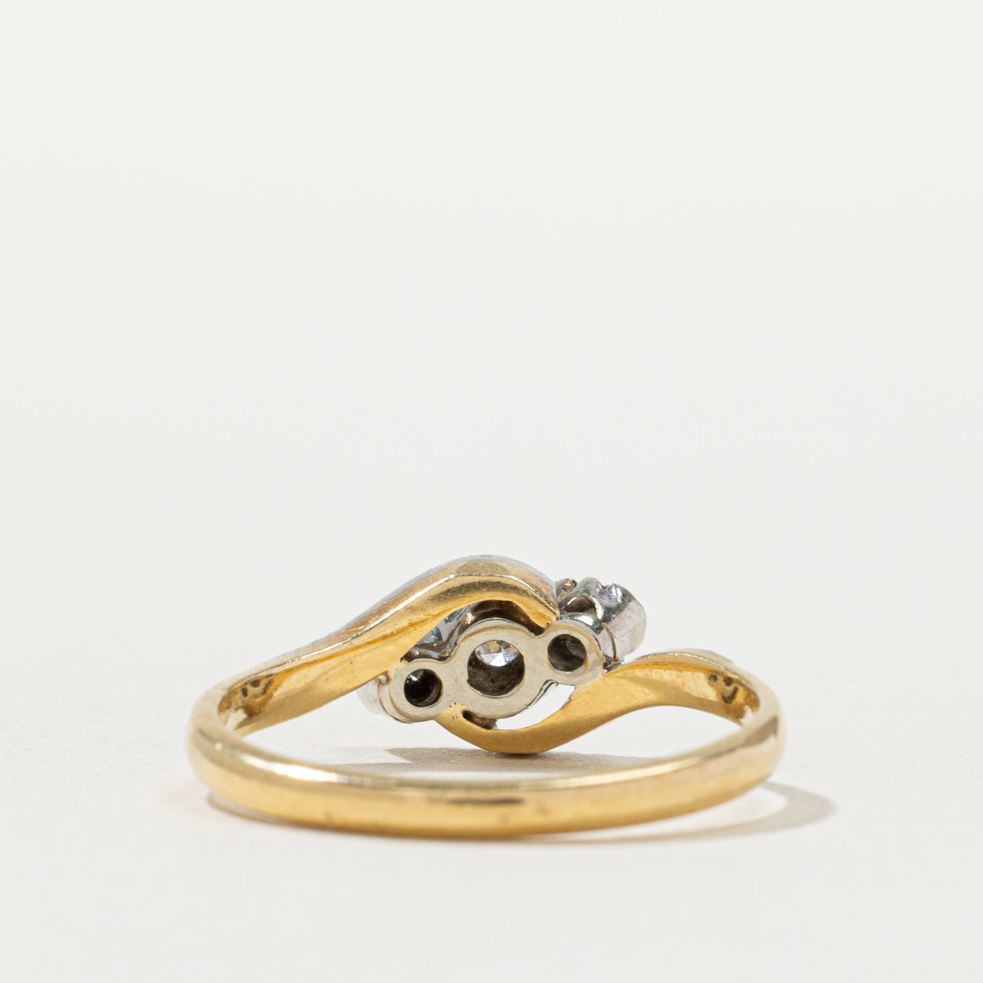 18k Illusion Set Diamond Cluster Bypass Ring | 0.04ctw | SZ 6.5