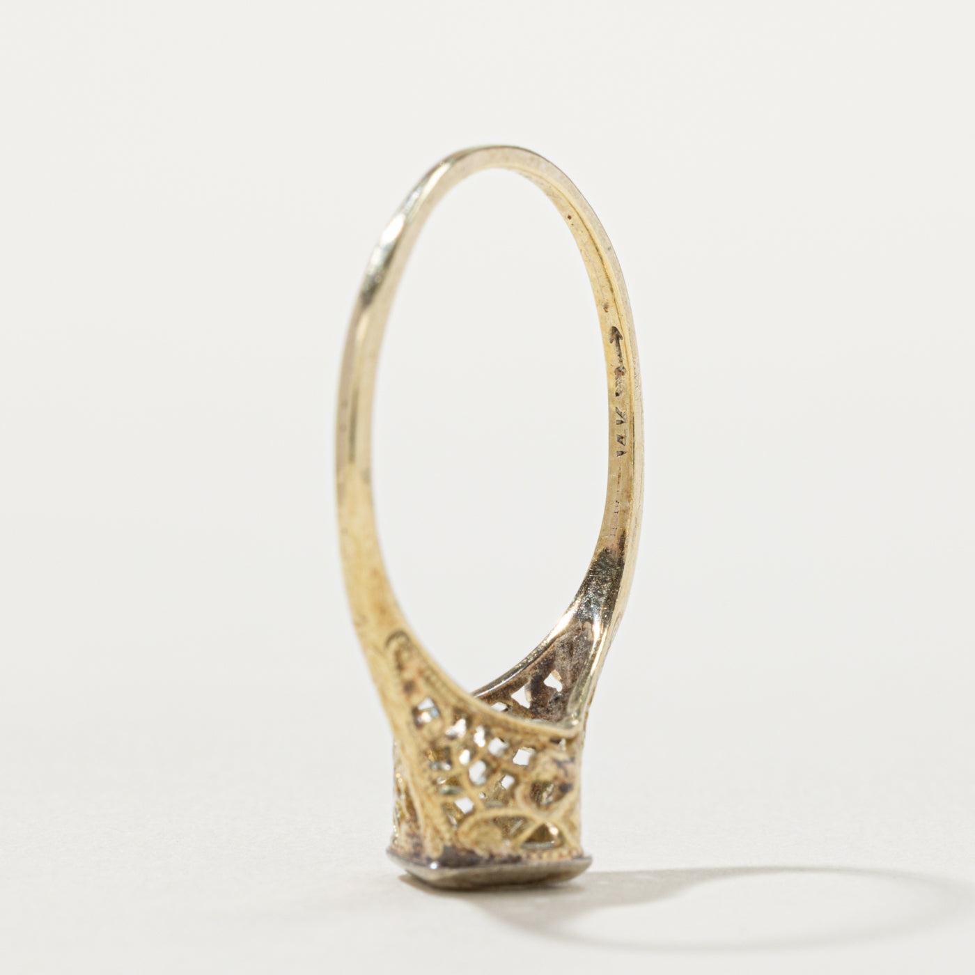 14k Transitional Cut Diamond Textured Ring | 0.10ctw | SZ 8.25