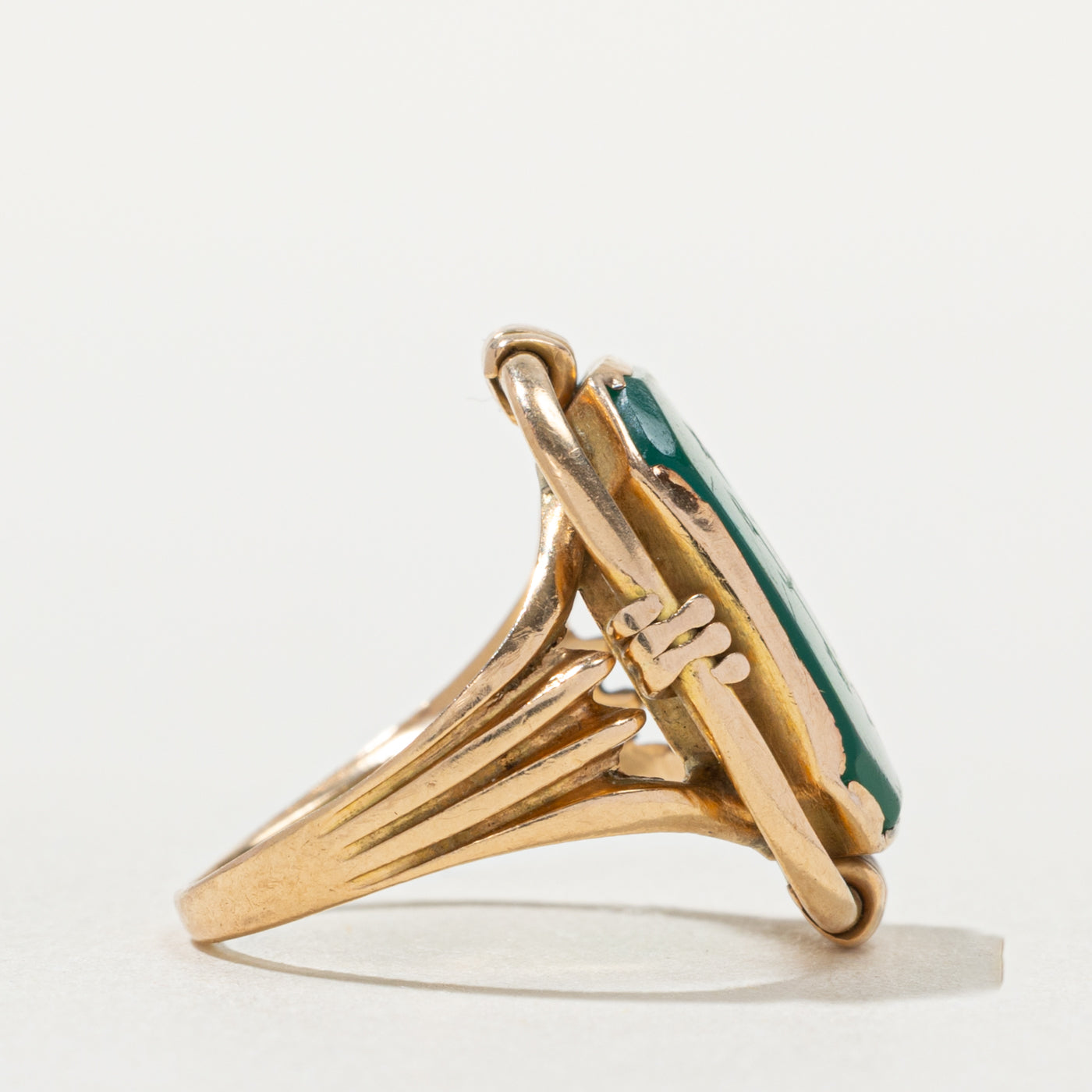 18k Chrysoprase Baha'i Symbol Ring | 3.20ct | SZ 2