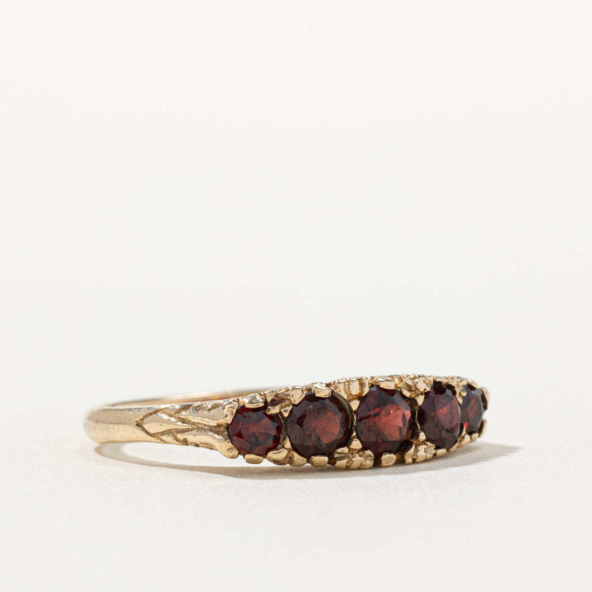 9k Five Stone Garnet Ring | 1.00ctw | SZ 8.25