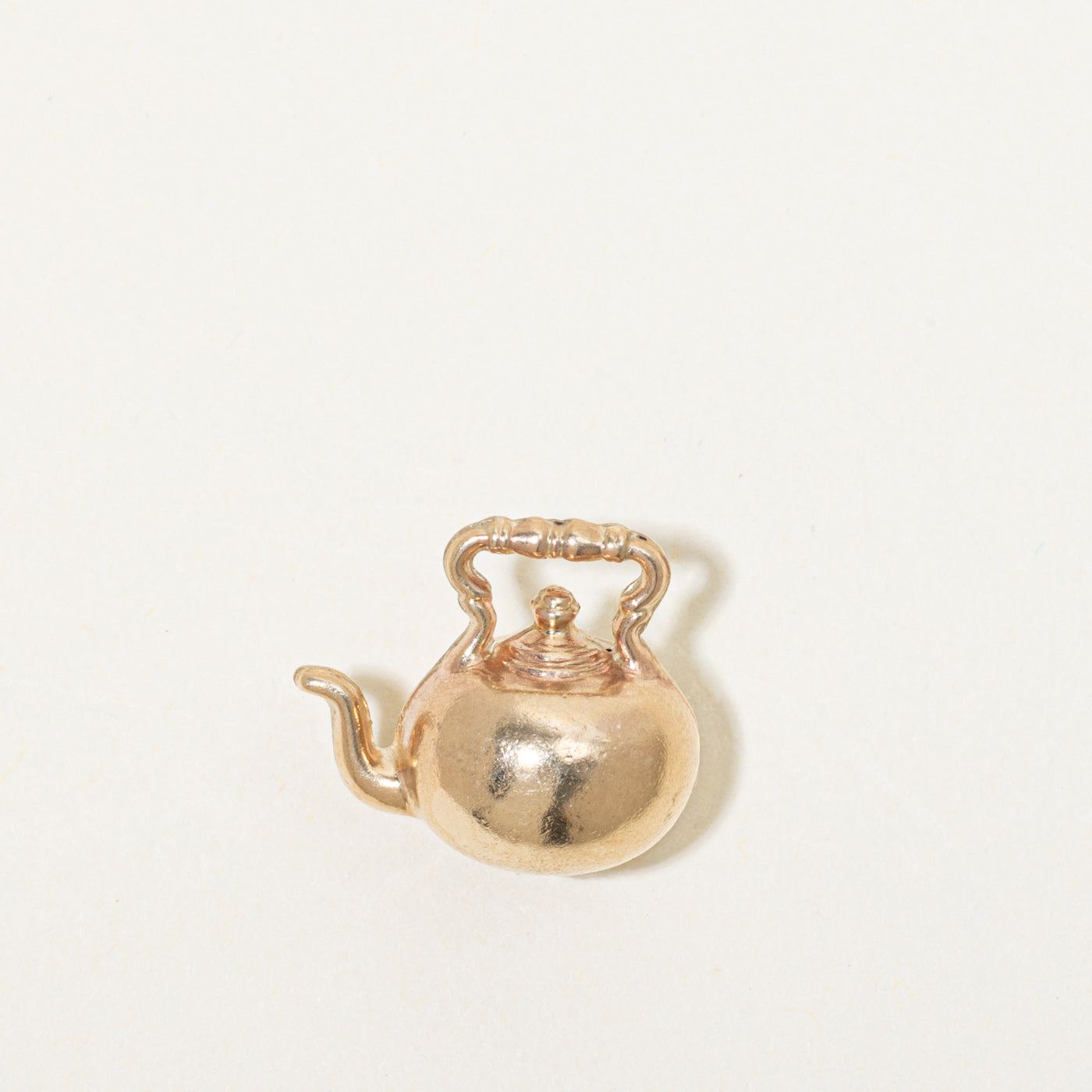 9k Teapot Charm